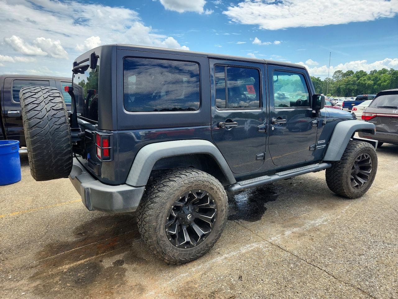 2018 Jeep Wrangler Unlimited Sport Серый vin: 1C4BJWDG9JL831058