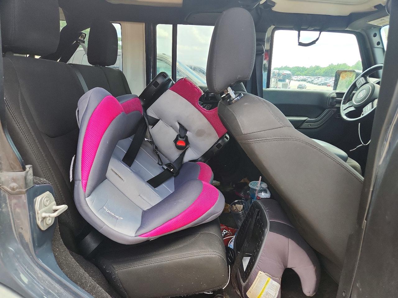 2018 Jeep Wrangler Unlimited Sport Серый vin: 1C4BJWDG9JL831058