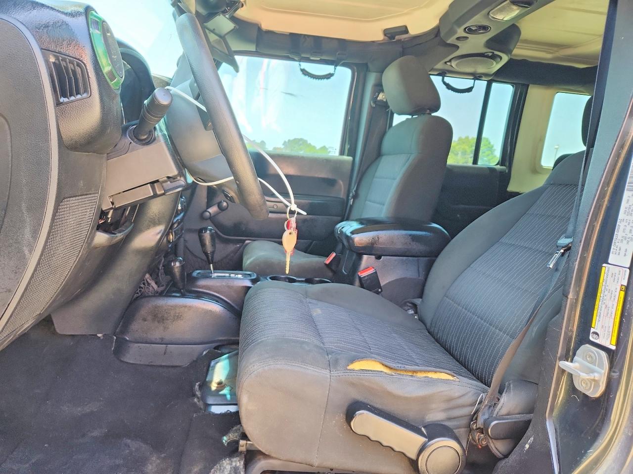 2012 Jeep Wrangler Unlimited Sport Green vin: 1C4BJWDGXCL113120