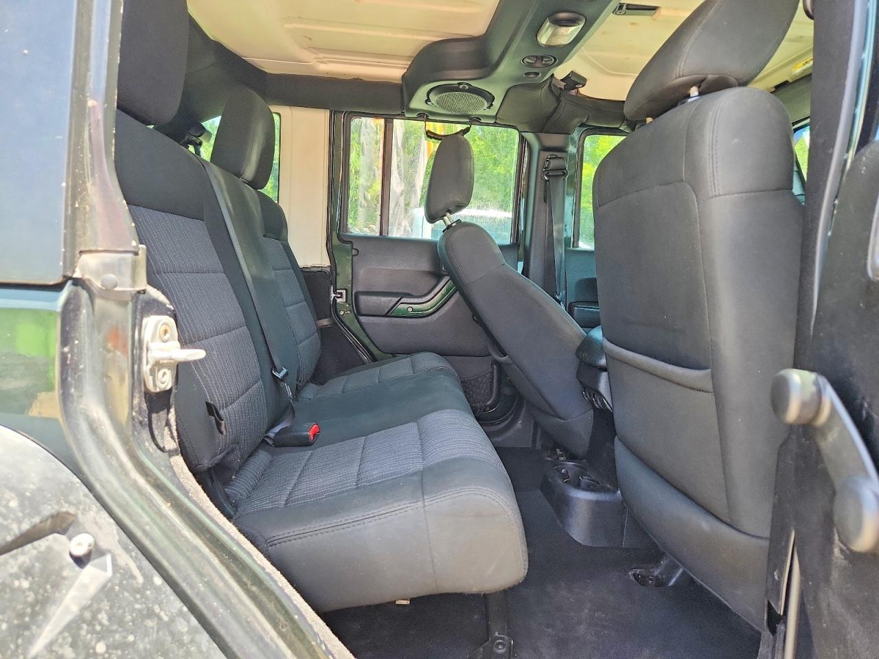 2012 Jeep Wrangler Unlimited Sport Green vin: 1C4BJWDGXCL113120