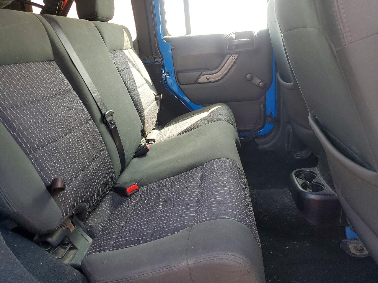 2012 Jeep Wrangler Unlimited Sport Blue vin: 1C4BJWDGXCL138776