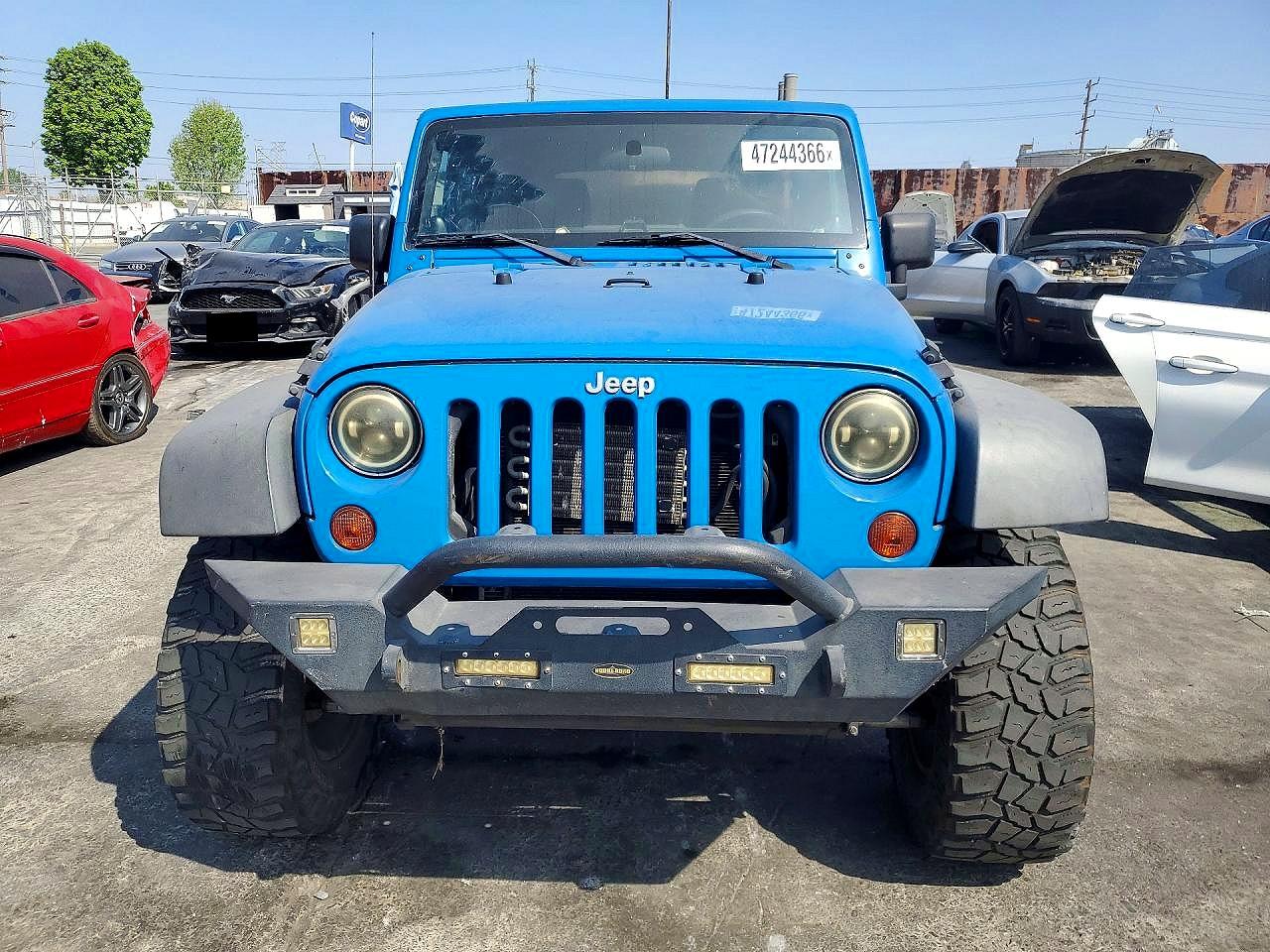2012 Jeep Wrangler Unlimited Sport Blue vin: 1C4BJWDGXCL138776