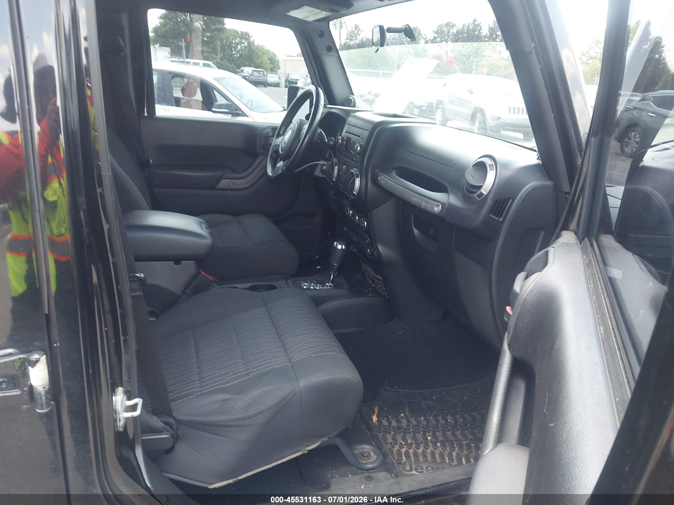 2012 Jeep Wrangler Unlimited Sport Black vin: 1C4BJWDGXCL201326