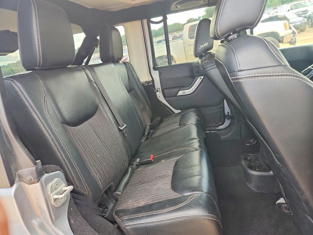 2013 Jeep Wranger Blue vin: 1C4BJWDGXDL564601