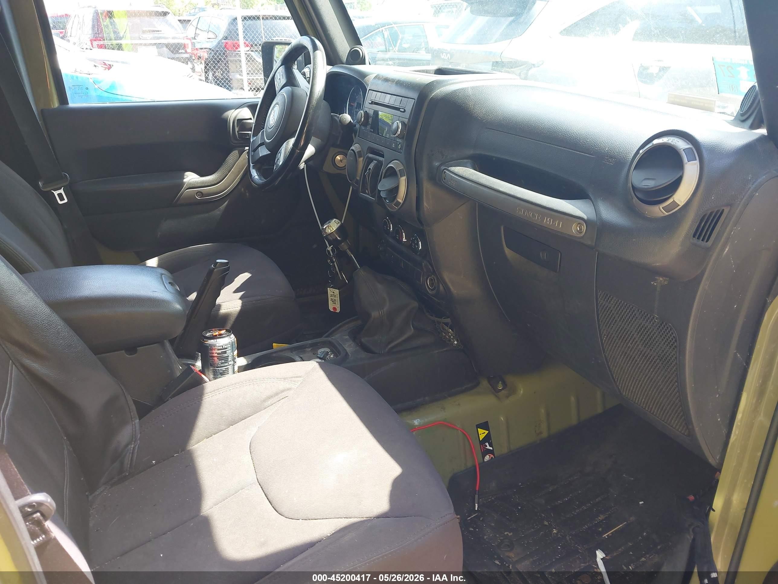 2013 Jeep Wrangler Unlimited Sport Green vin: 1C4BJWDGXDL584198