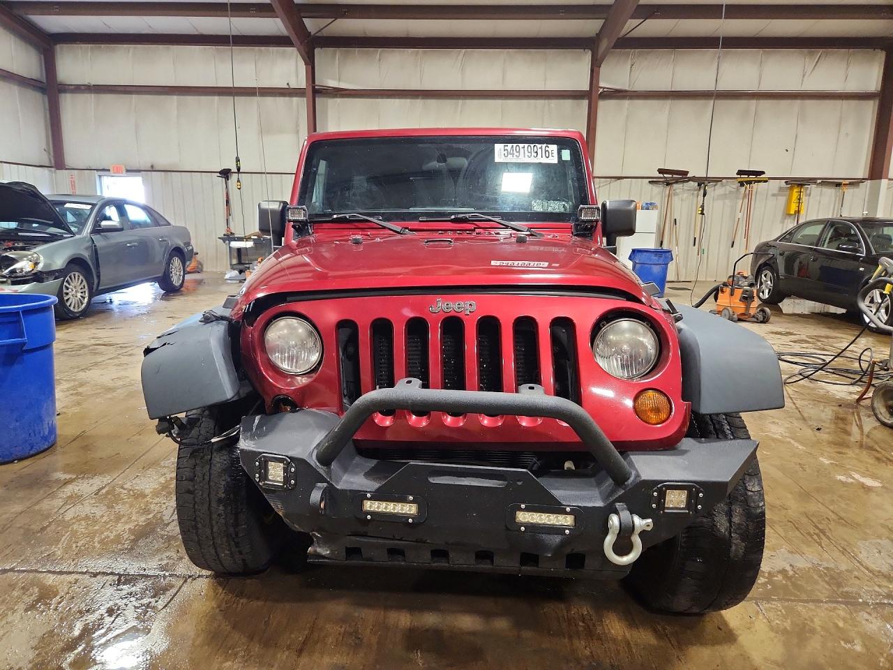 2013 Jeep Wrangler Unlimited Sport Burgundy vin: 1C4BJWDGXDL609780