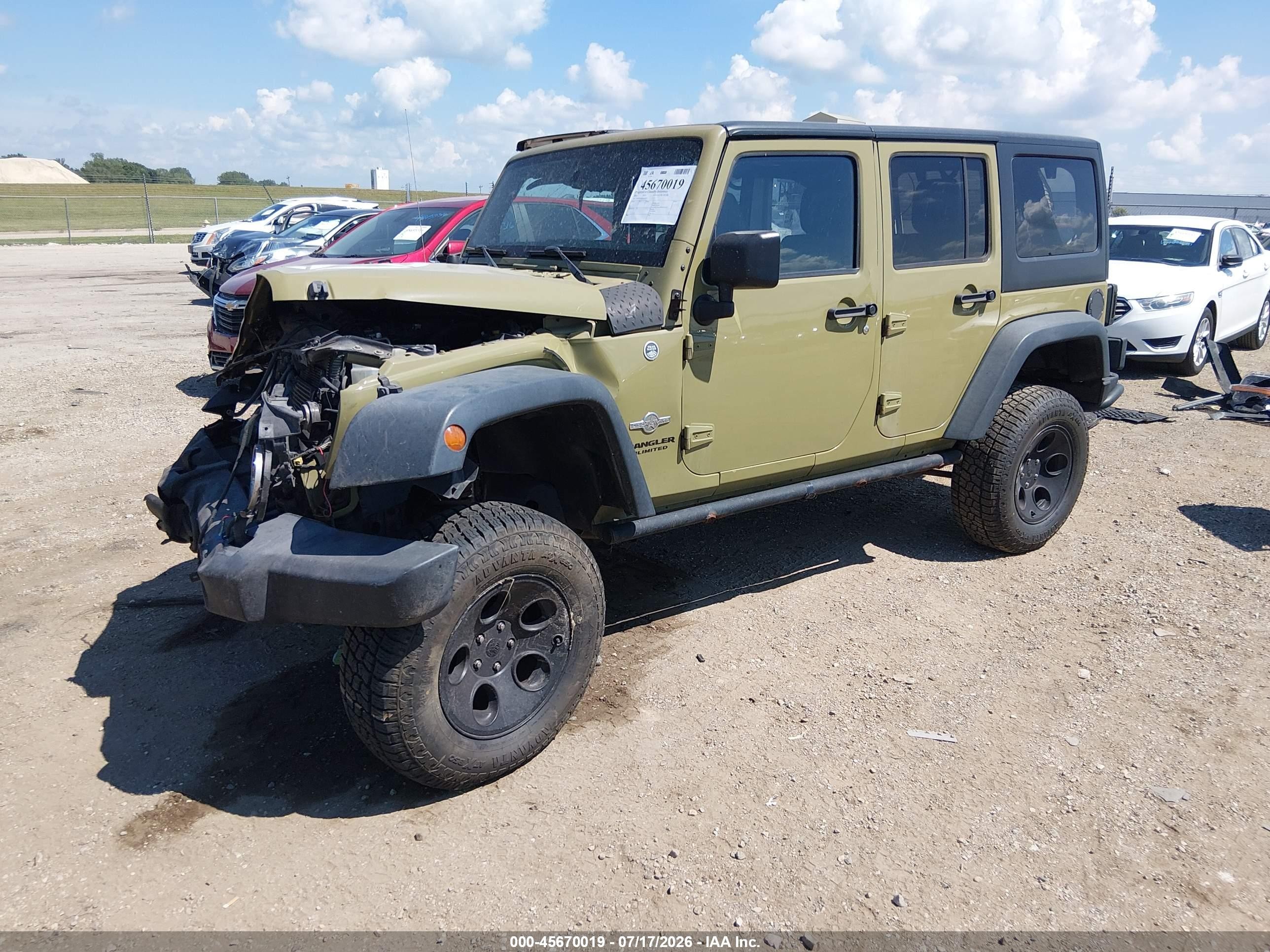 2013 Jeep Wrangler Unlimited Freedom Edition Green vin: 1C4BJWDGXDL618527