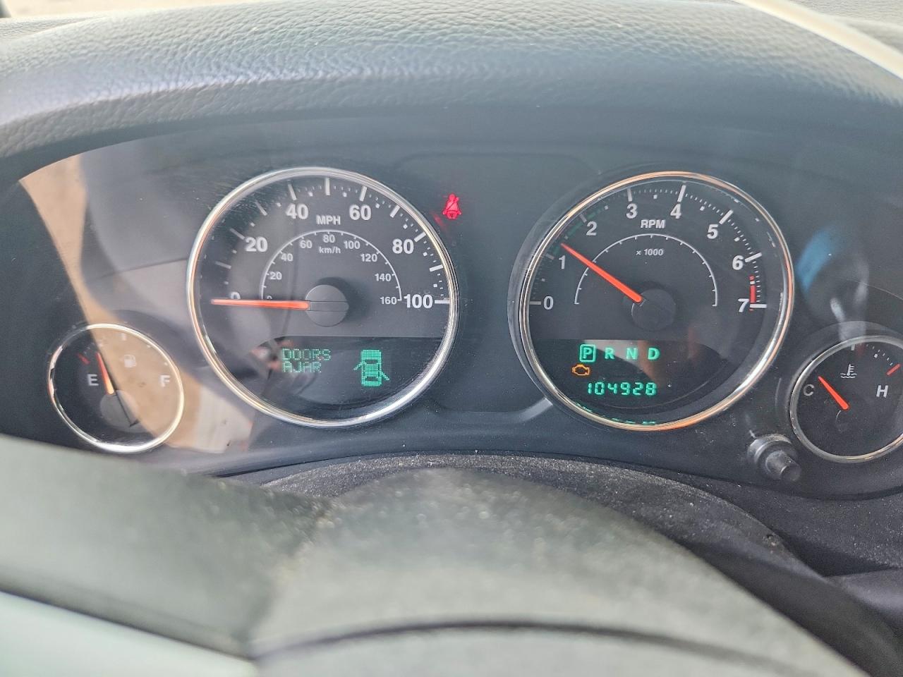 2014 Jeep Wrangler Unlimited Sport Белый vin: 1C4BJWDGXEL196051