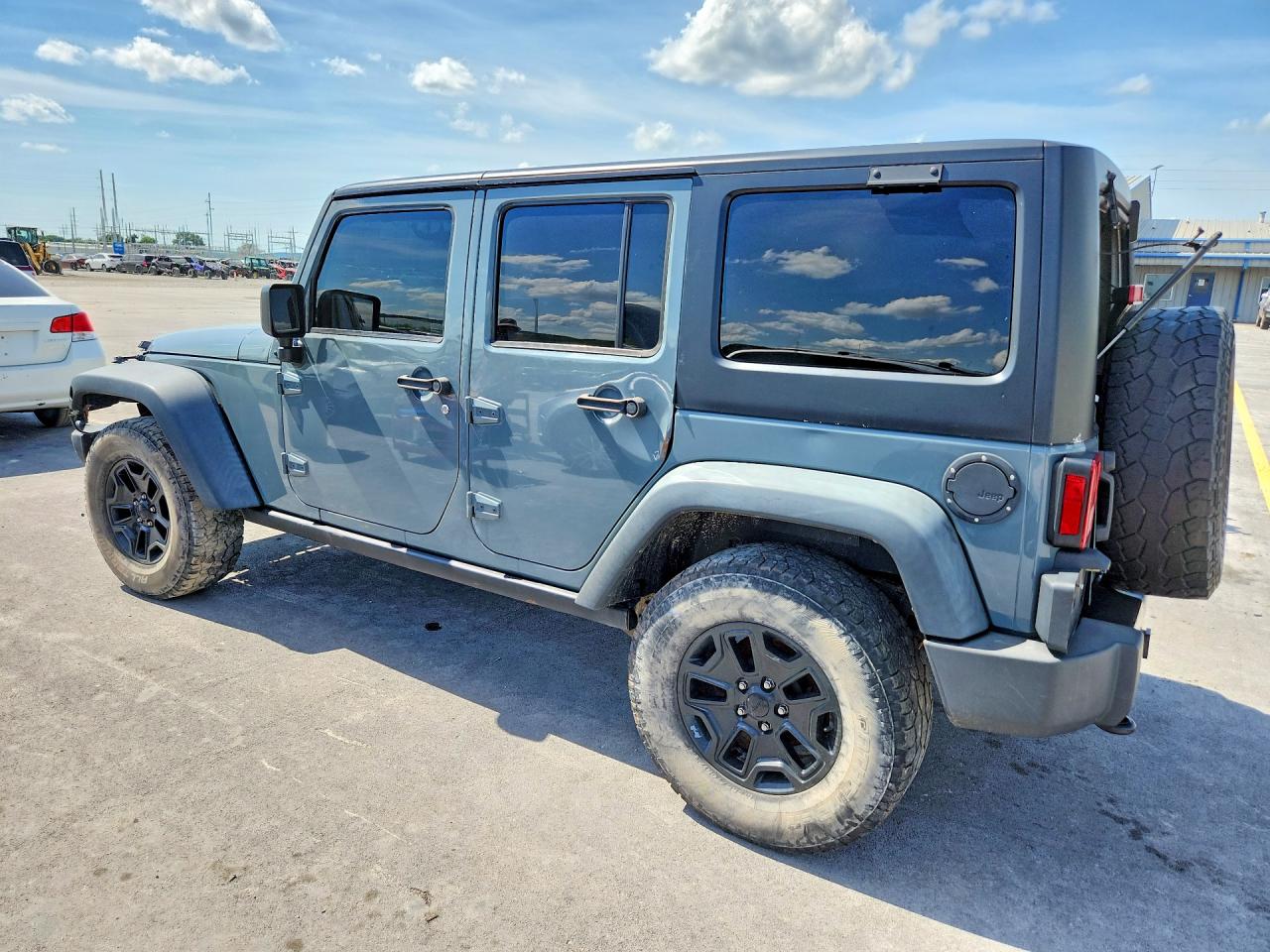 2014 Jeep Wrangler Unlimited Sport Gray vin: 1C4BJWDGXEL255616