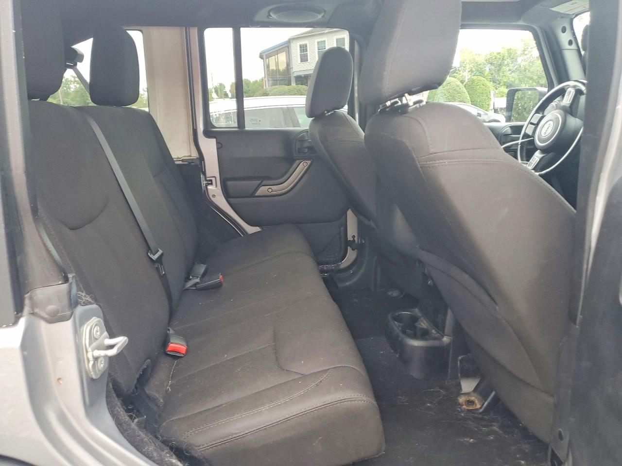 2014 Jeep Wrangler Unlimited Sport Gray vin: 1C4BJWDGXEL263490