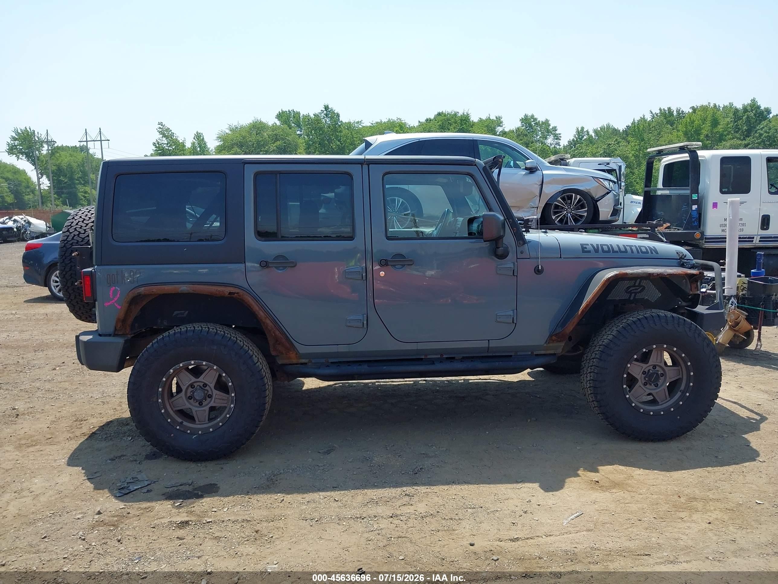 2014 Jeep Wrangler Unlimited Sport Gray vin: 1C4BJWDGXEL277793