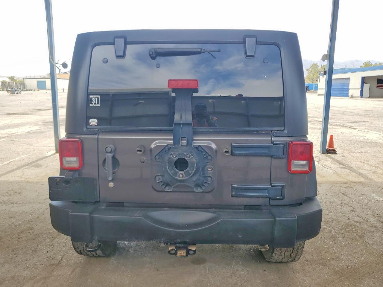 2014 Jeep Wrangler Unlimited Sport Серый vin: 1C4BJWDGXEL299289