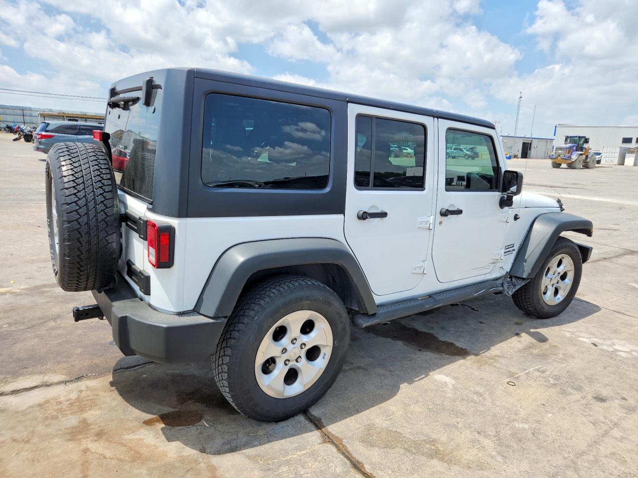 2015 Jeep Wrangler Unlimited Sport White vin: 1C4BJWDGXFL525977
