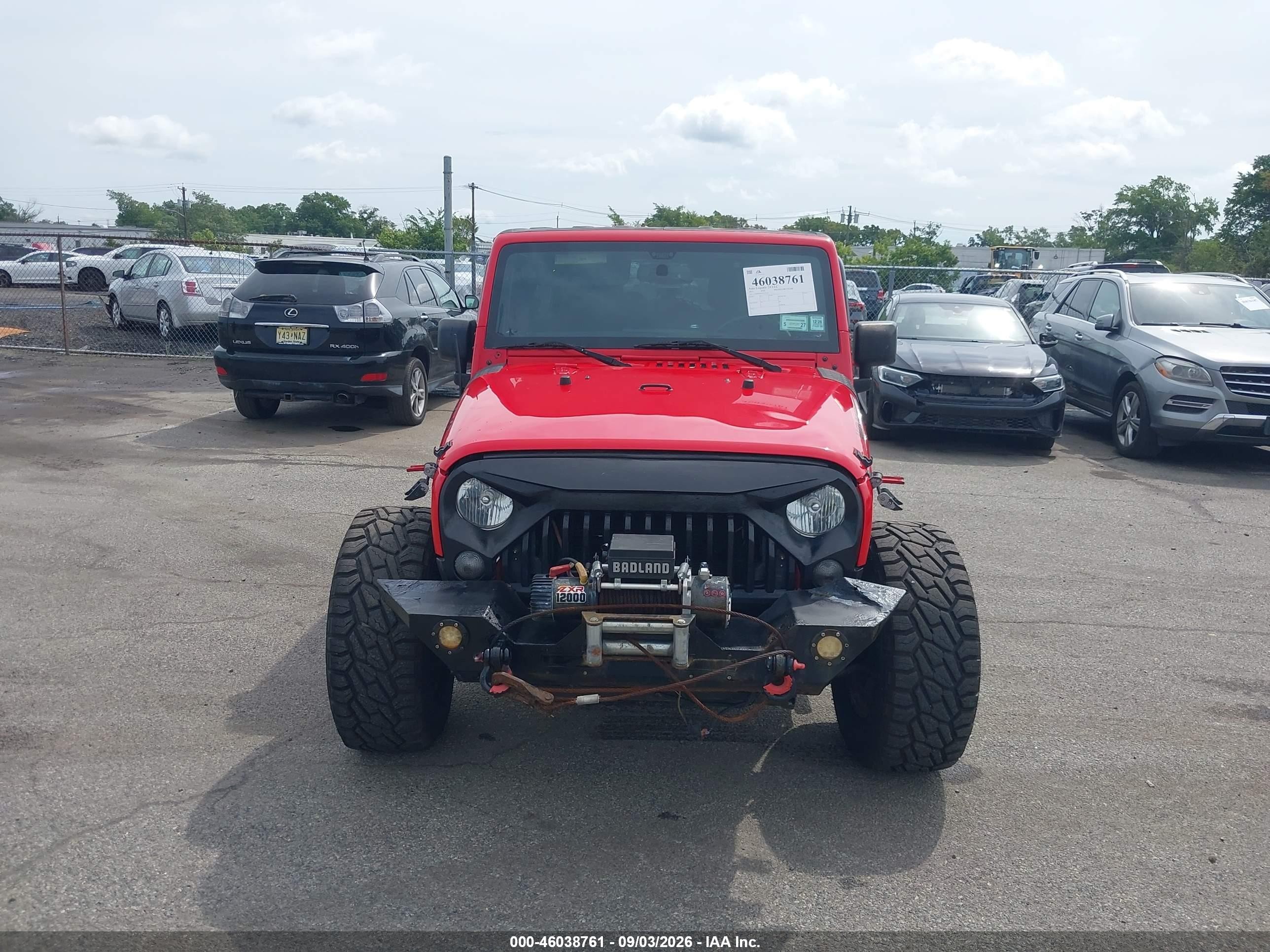 2015 Jeep Wrangler Unlimited Sport Red vin: 1C4BJWDGXFL555318