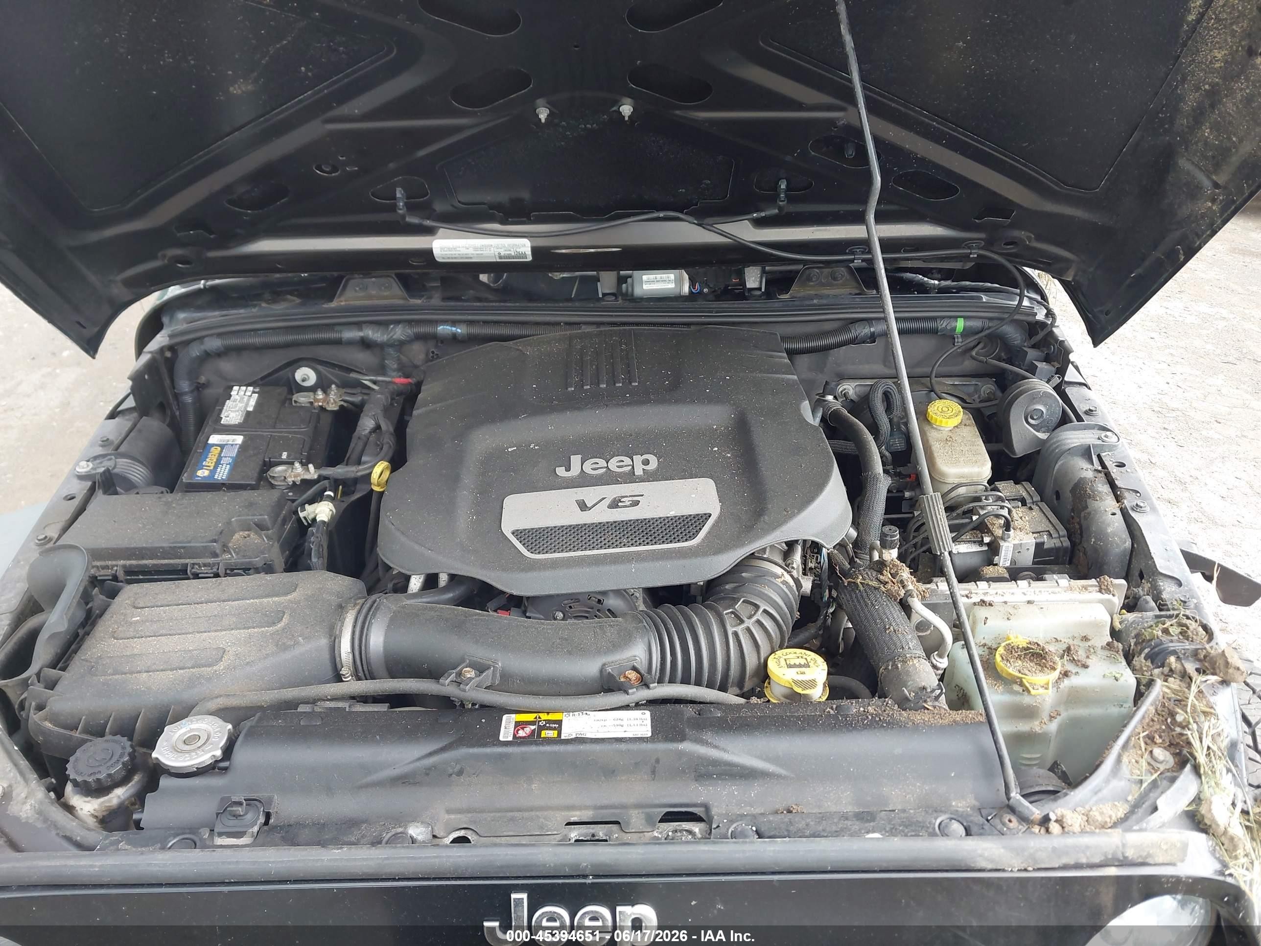 2015 Jeep Wrangler Unlimited Sport Black vin: 1C4BJWDGXFL562267