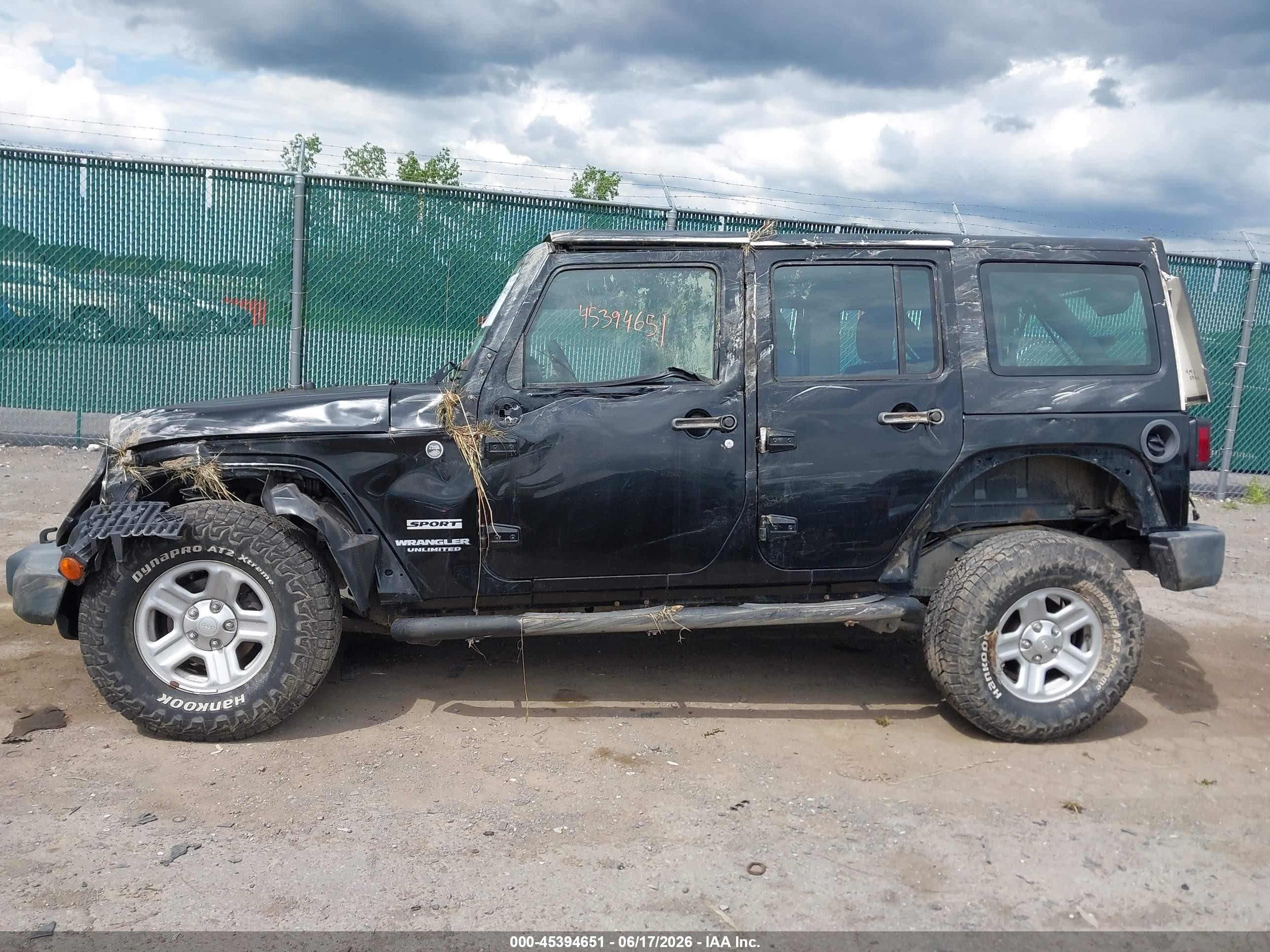2015 Jeep Wrangler Unlimited Sport Black vin: 1C4BJWDGXFL562267