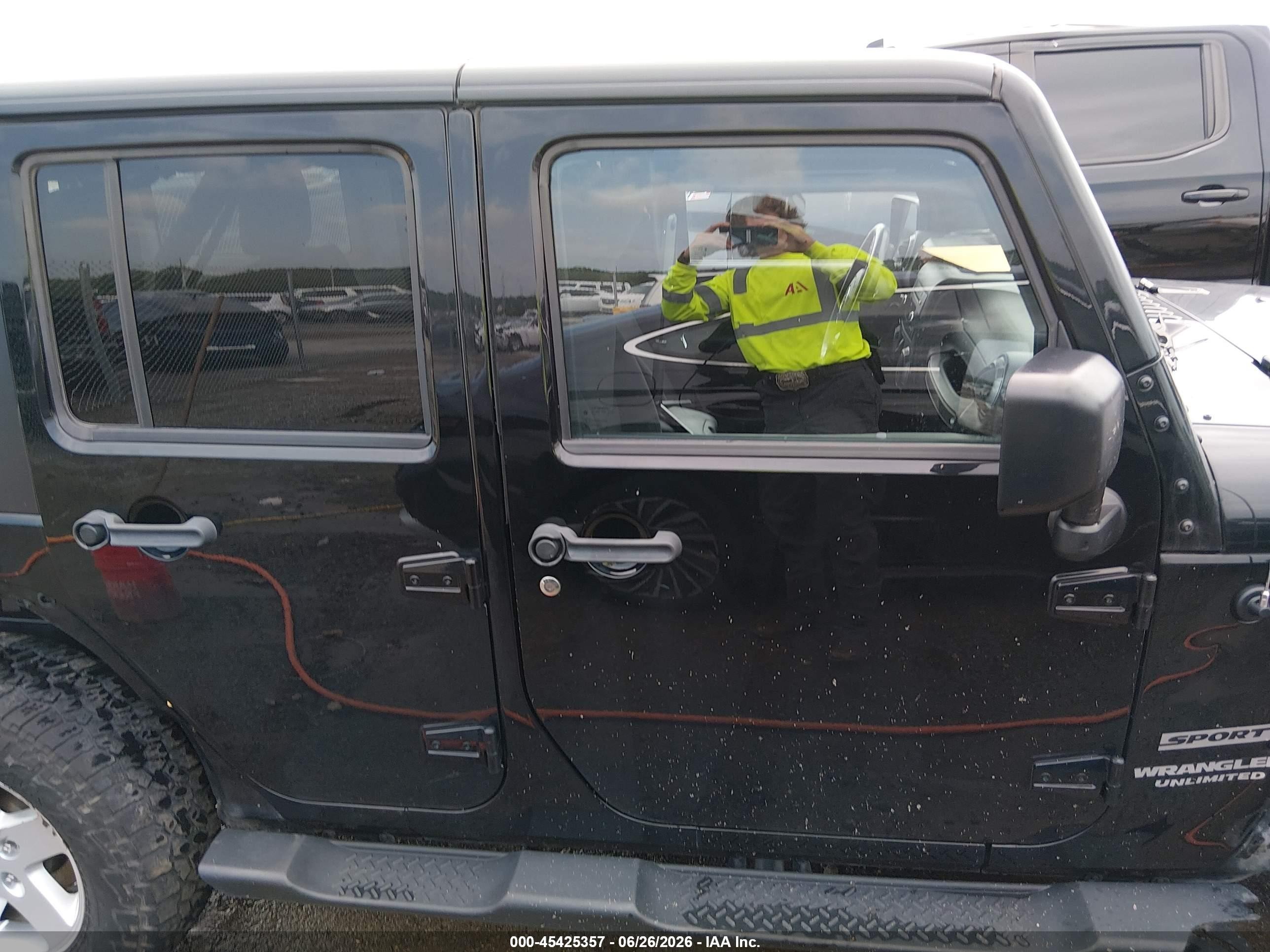 2015 Jeep Wrangler Unlimited Sport Black vin: 1C4BJWDGXFL577724