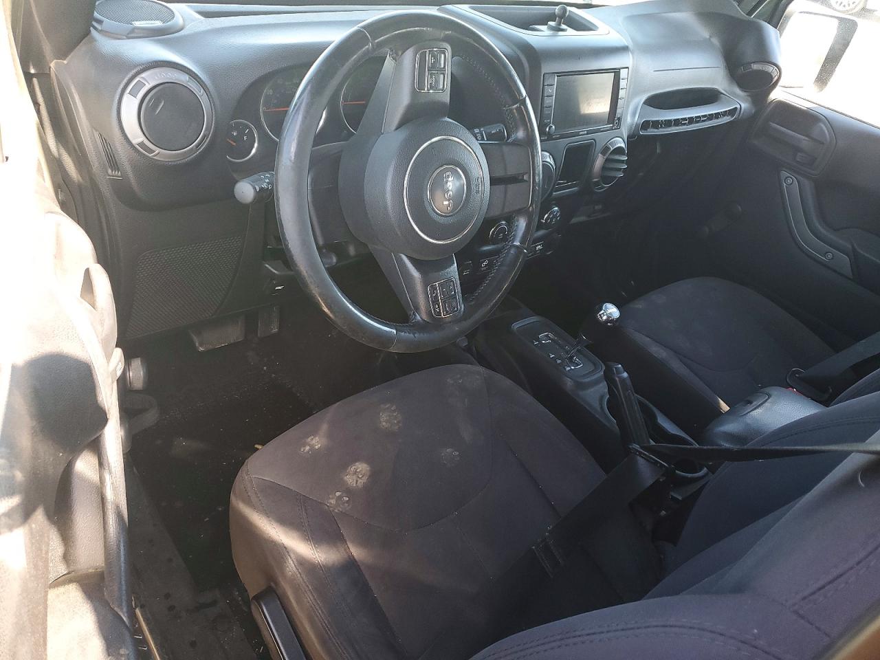 2015 Jeep Wrangler Unlimited Sport Green vin: 1C4BJWDGXFL592398