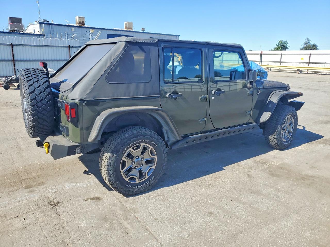 2015 Jeep Wrangler Unlimited Sport Green vin: 1C4BJWDGXFL592398