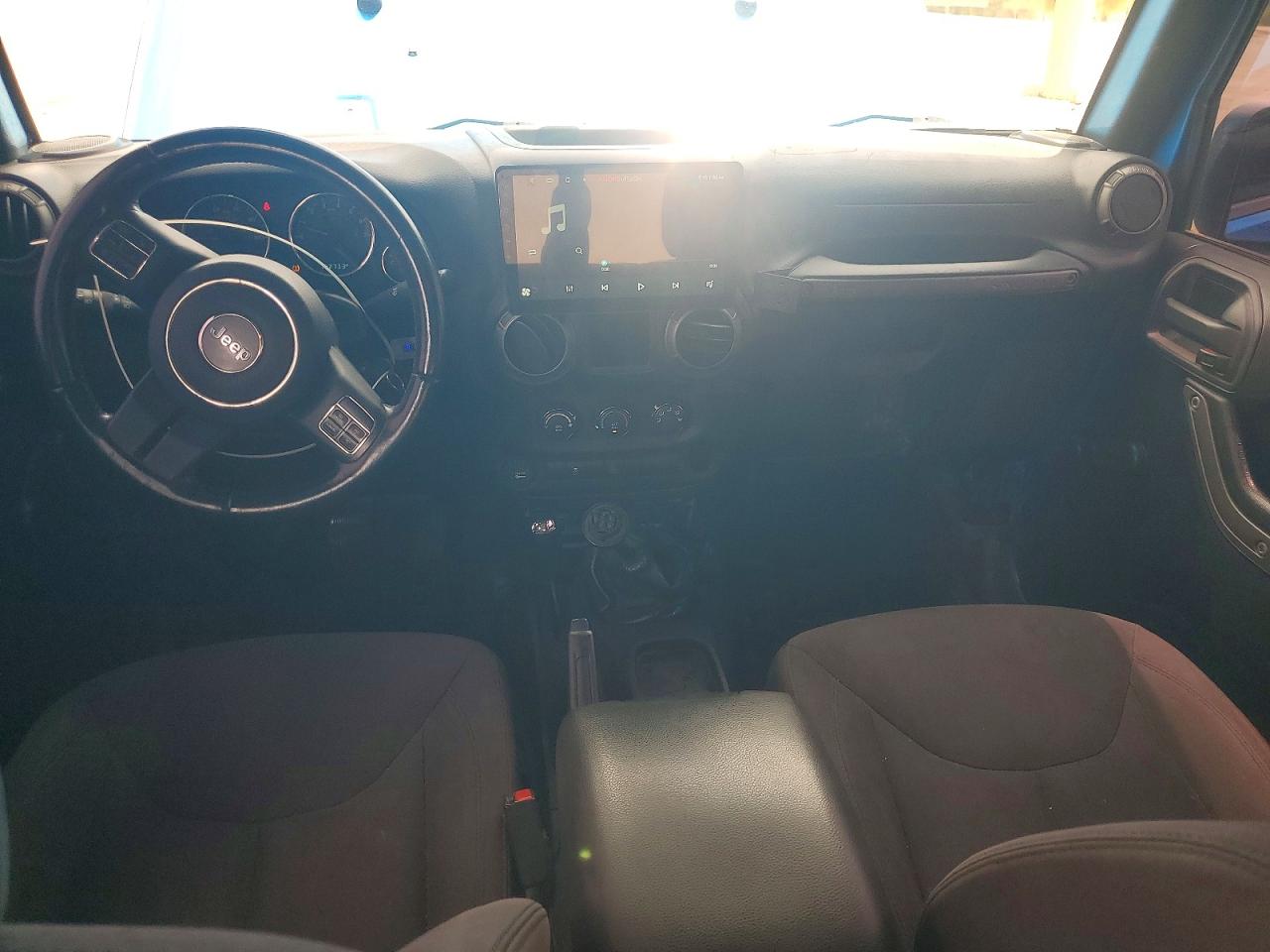 2015 Jeep Wrangler Unlimited Sport Blue vin: 1C4BJWDGXFL608941