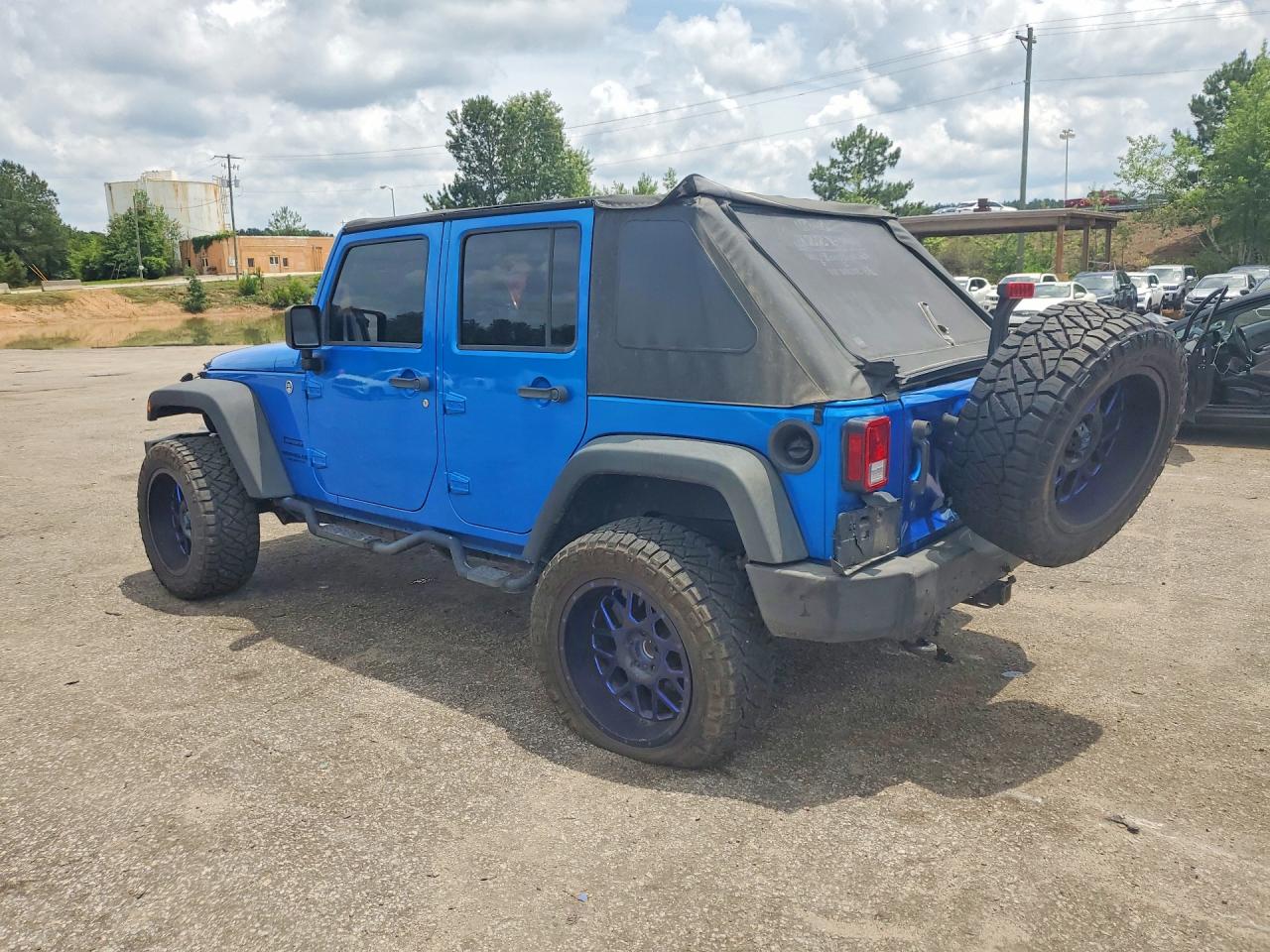 2015 Jeep Wrangler Unlimited Sport Blue vin: 1C4BJWDGXFL608941