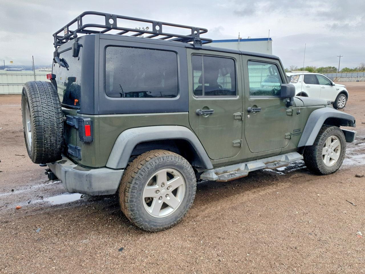 2015 Jeep Wrangler Unlimited Sport Green vin: 1C4BJWDGXFL728481
