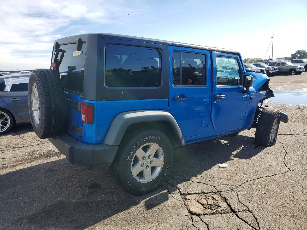 2015 Jeep Wrangler Unlimited Sport Blue vin: 1C4BJWDGXFL732093