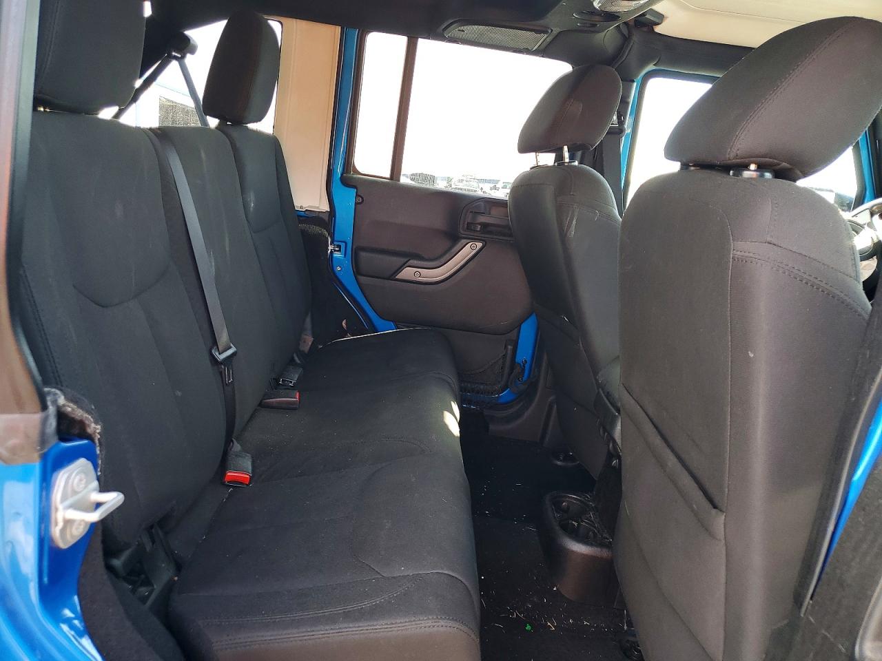 2015 Jeep Wrangler Unlimited Sport Blue vin: 1C4BJWDGXFL732093