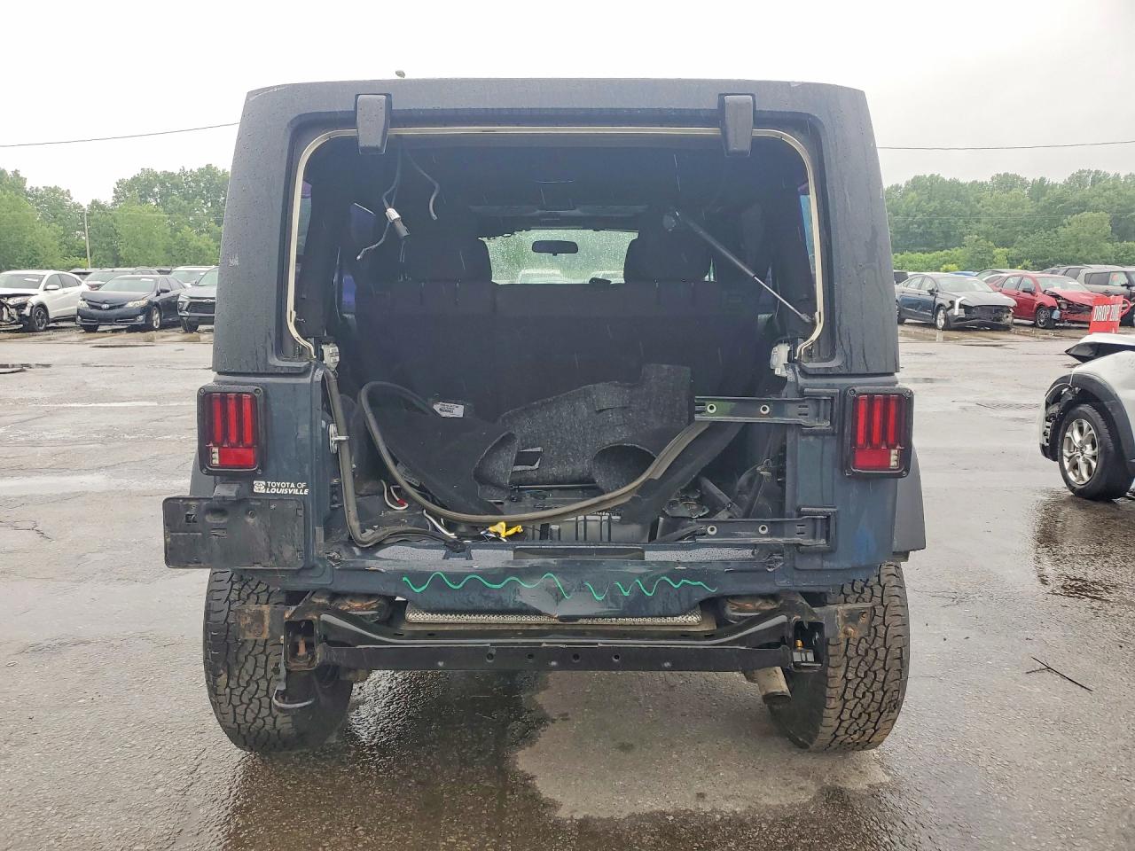 2016 Jeep Wrangler Unlimited Sport Blue vin: 1C4BJWDGXGL246031