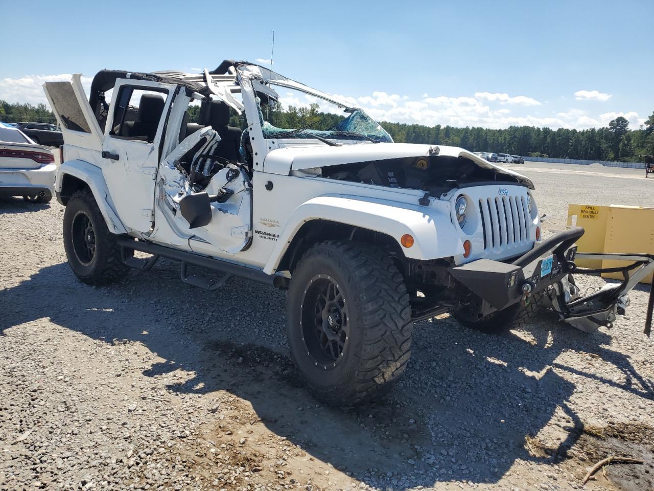 2012 Jeep Wrangler Unlimited Sahara White vin: 1C4BJWEG0CL143502
