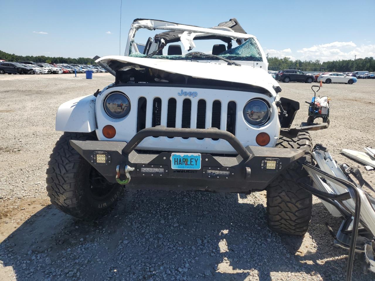 2012 Jeep Wrangler Unlimited Sahara White vin: 1C4BJWEG0CL143502