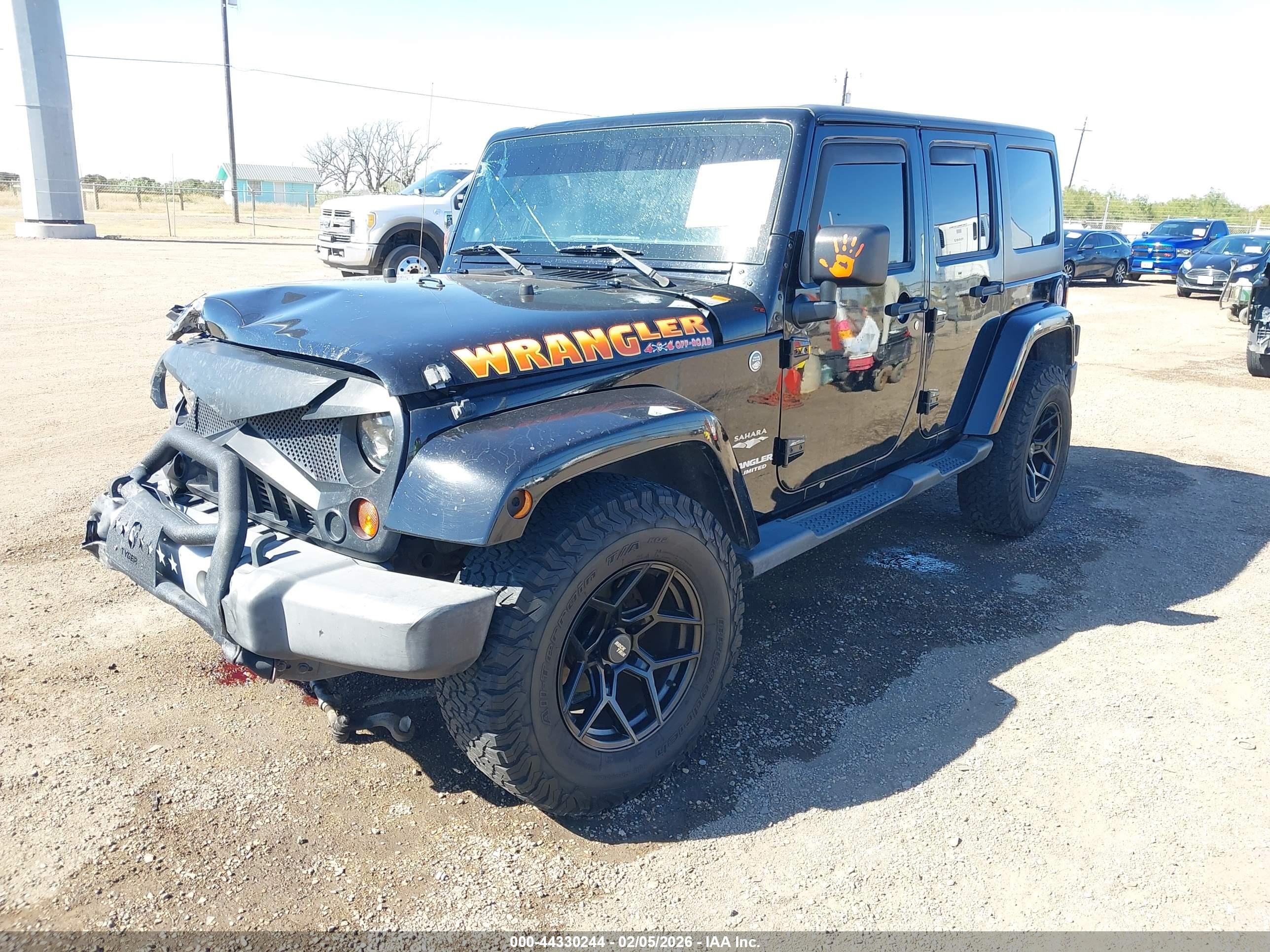 2013 Jeep Wrangler Unlimited Sahara Black vin: 1C4BJWEG0DL505054