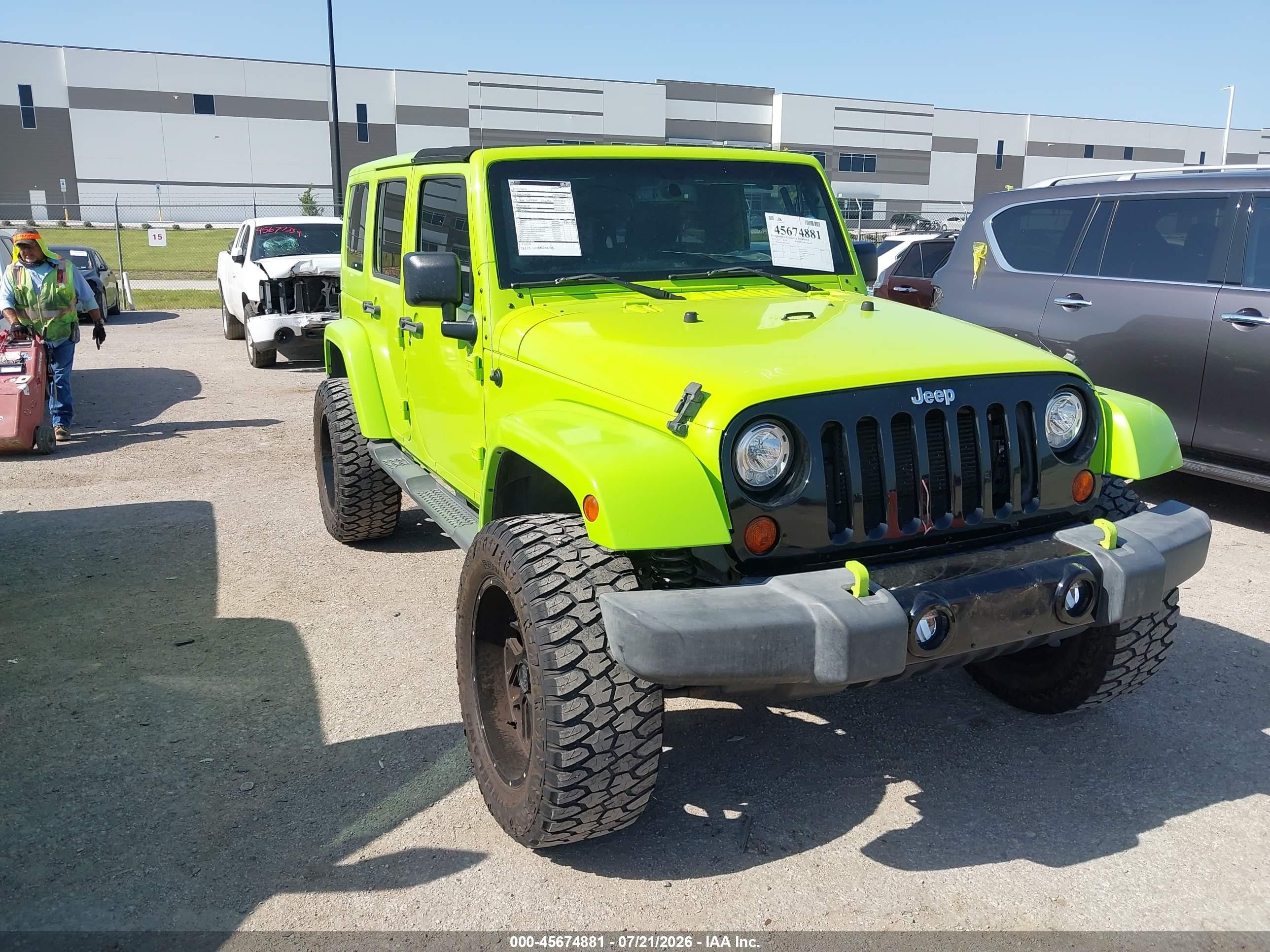 2013 Jeep Wrangler Unlimited Sahara Зеленый vin: 1C4BJWEG0DL542167