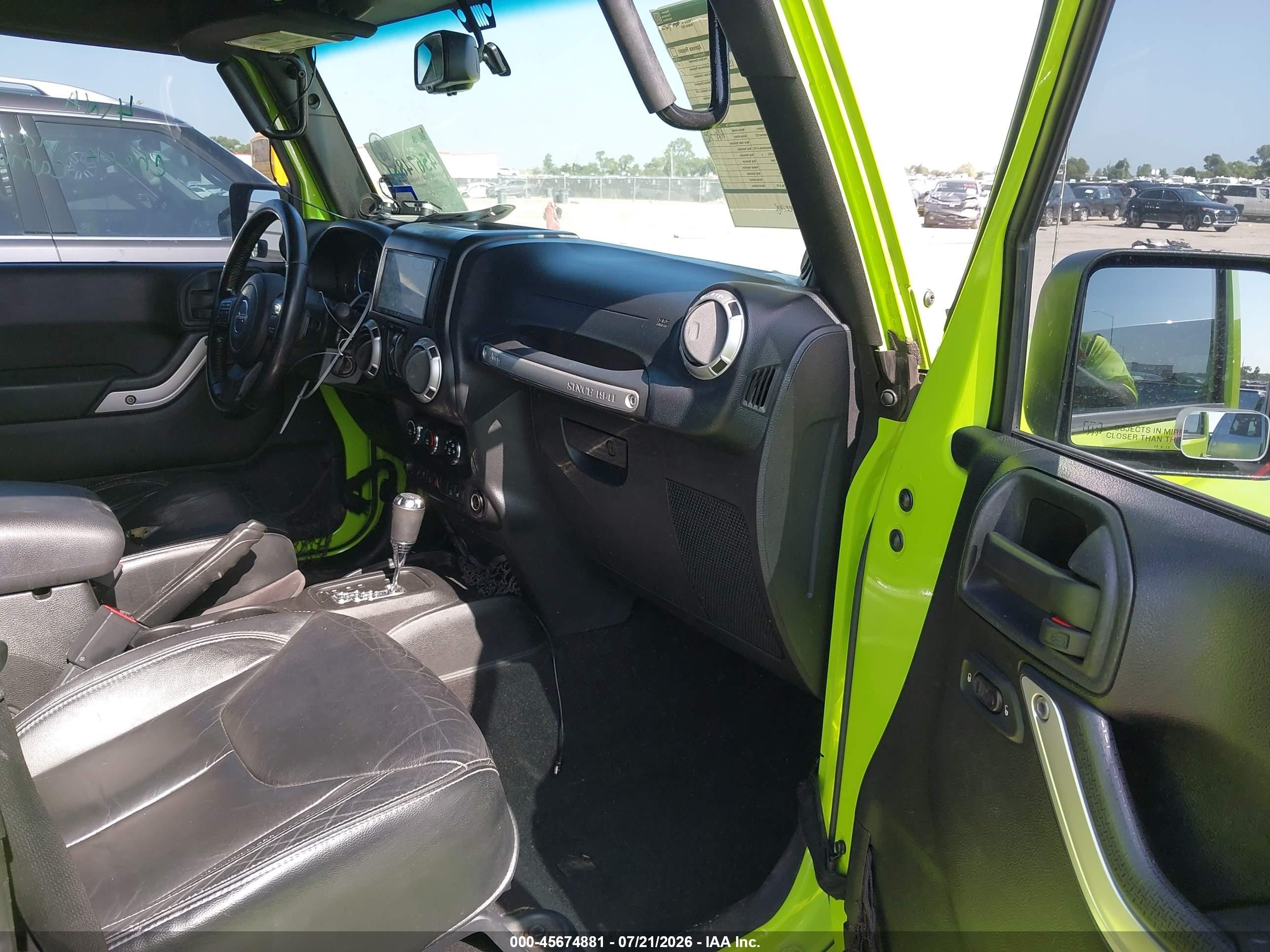 2013 Jeep Wrangler Unlimited Sahara Green vin: 1C4BJWEG0DL542167