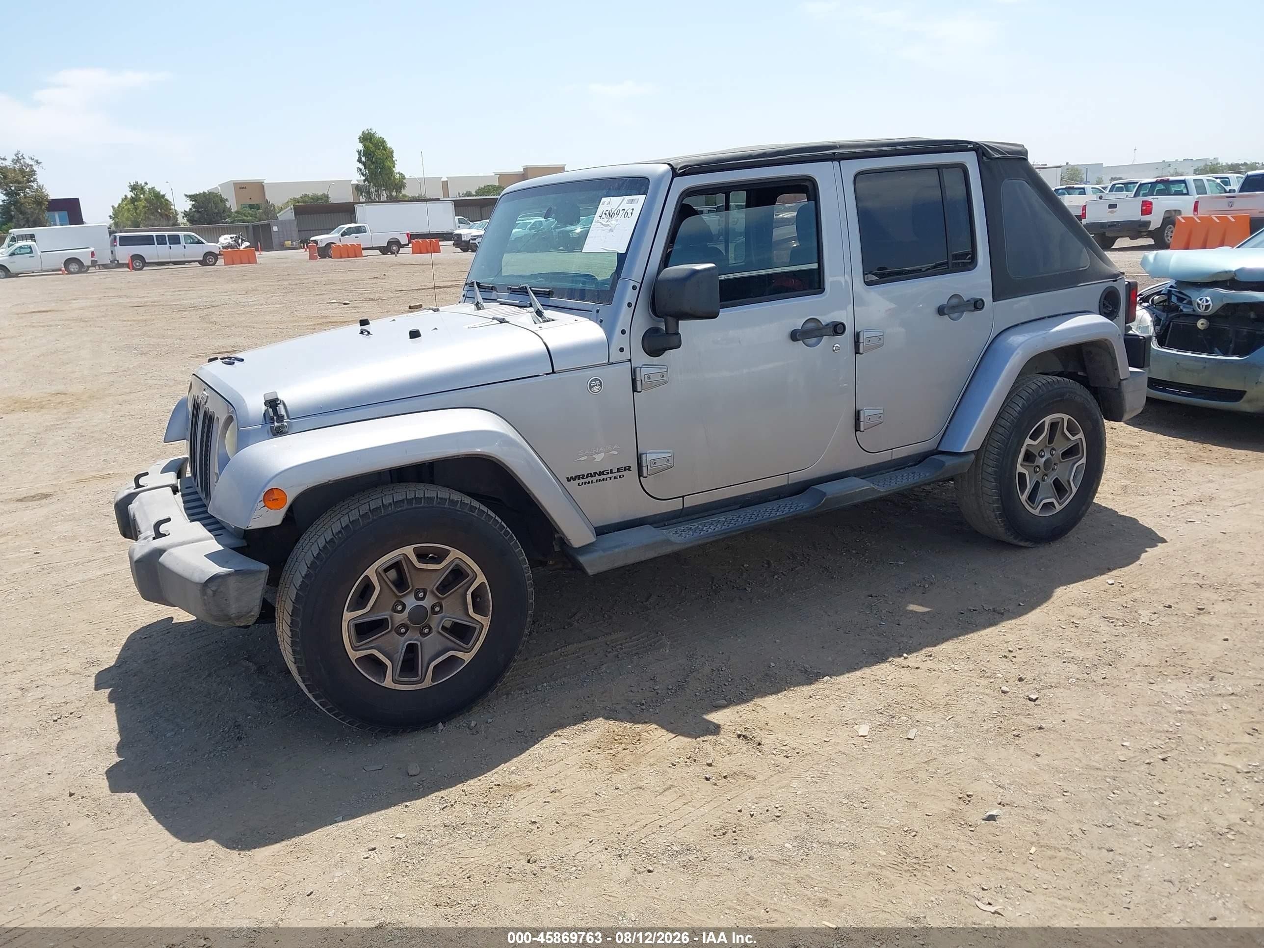 2013 Jeep Wrangler Unlimited Sahara Gray vin: 1C4BJWEG0DL549975
