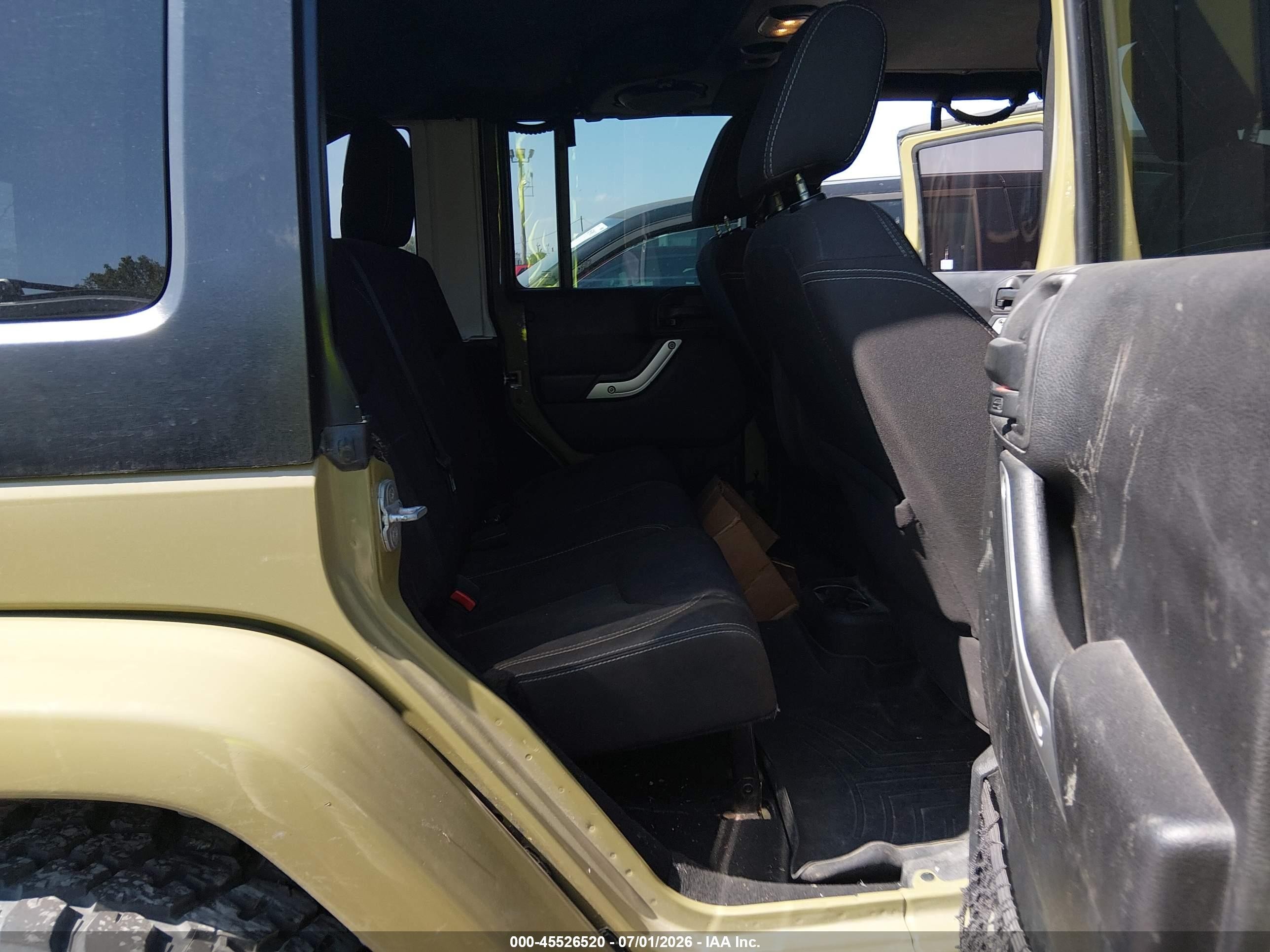 2013 Jeep Wrangler Unlimited Sahara Green vin: 1C4BJWEG0DL590137