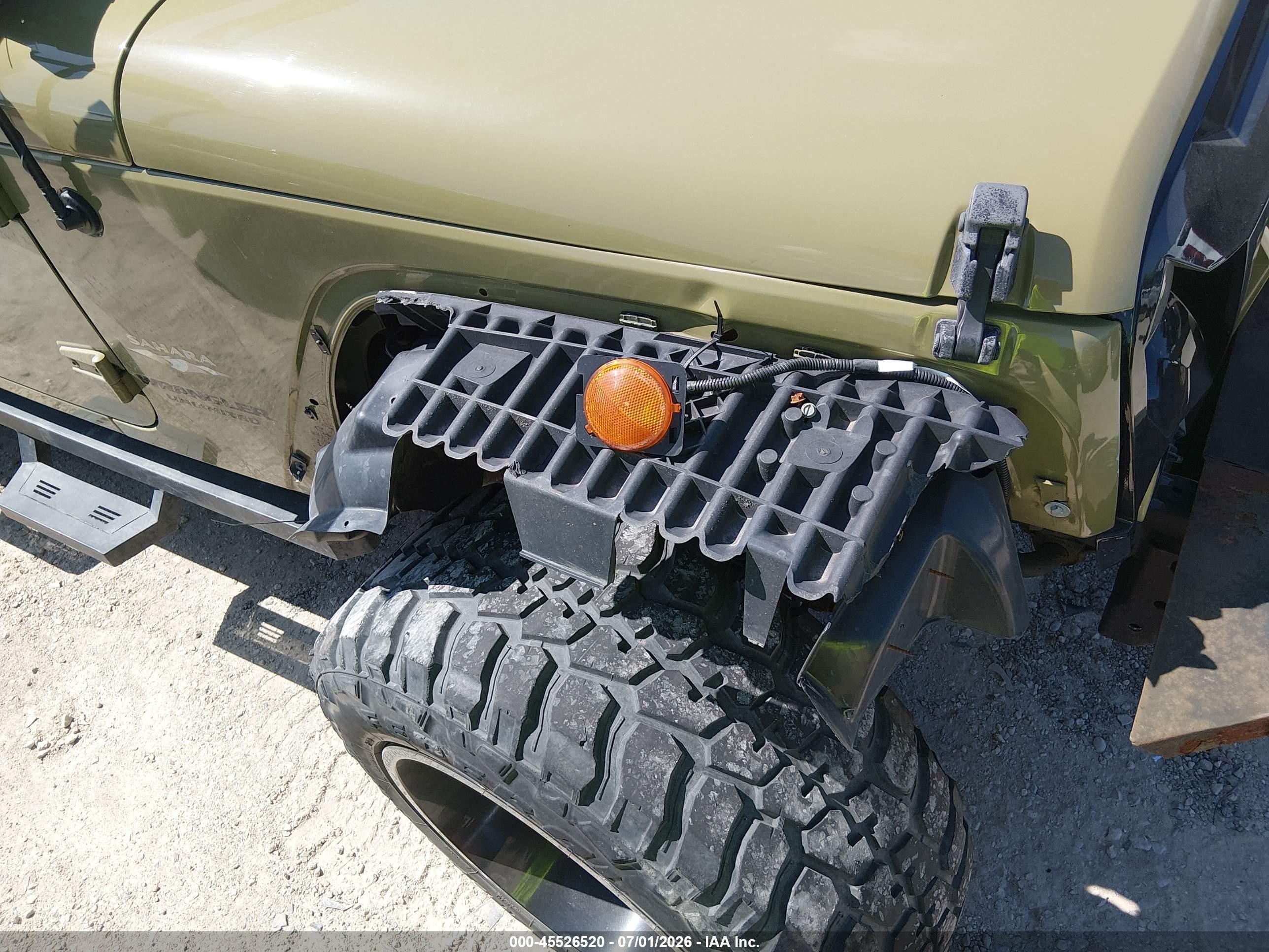 2013 Jeep Wrangler Unlimited Sahara Green vin: 1C4BJWEG0DL590137