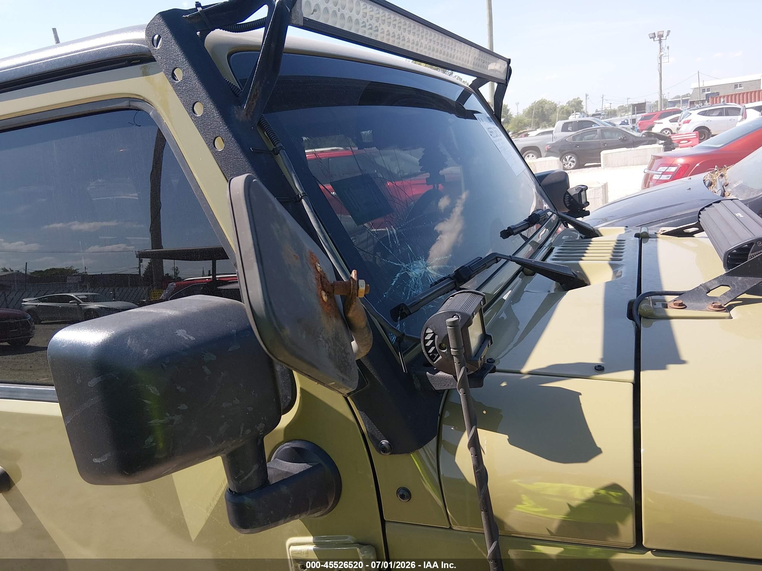 2013 Jeep Wrangler Unlimited Sahara Green vin: 1C4BJWEG0DL590137