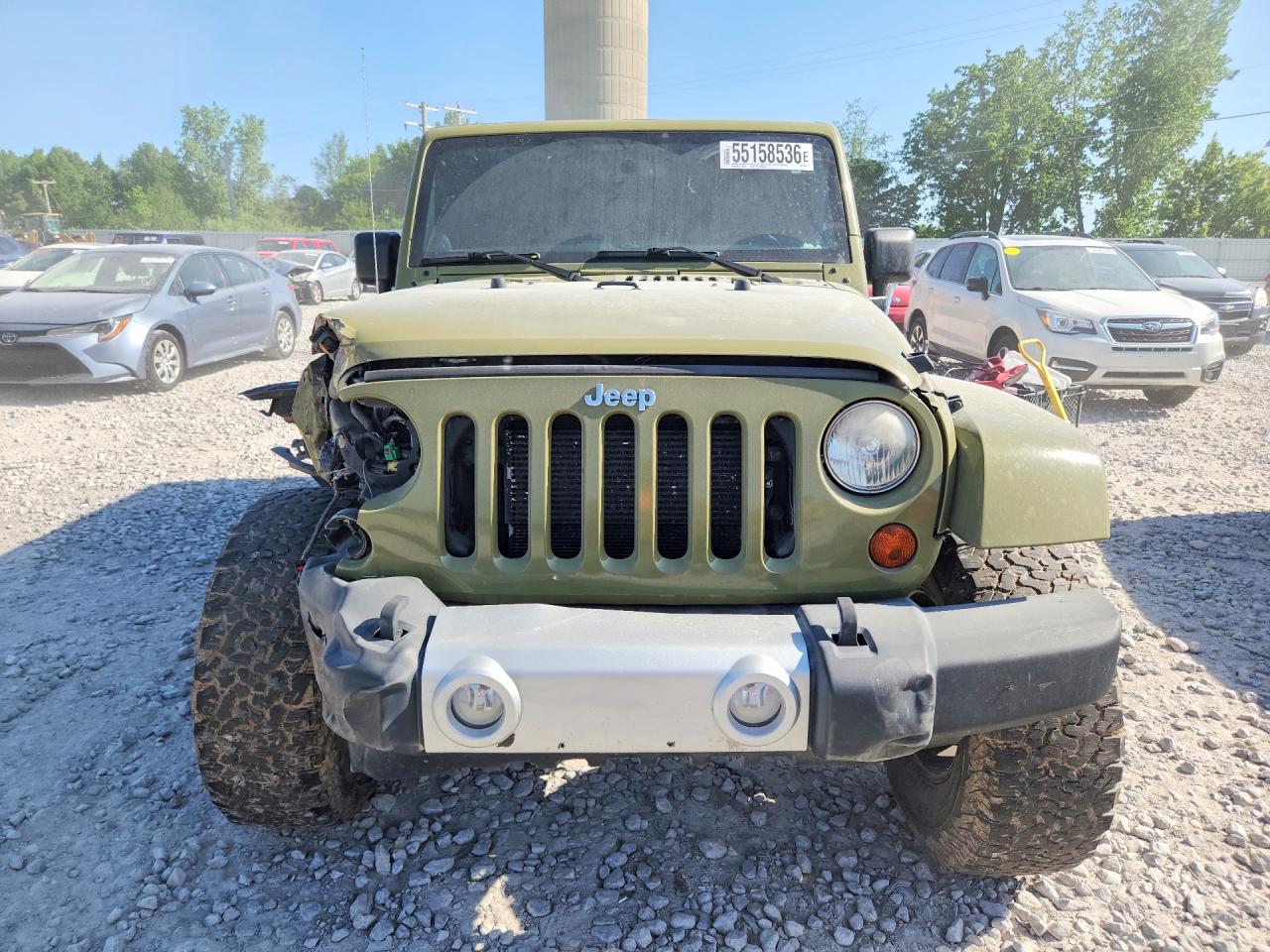 2013 Jeep Wrangler Unlimited Sahara Green vin: 1C4BJWEG0DL665631
