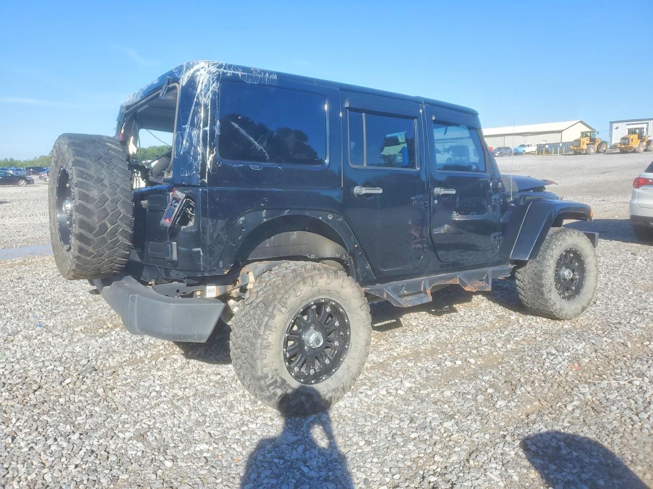 2014 Jeep Wrangler Unlimited Sahara Black vin: 1C4BJWEG0EL135452