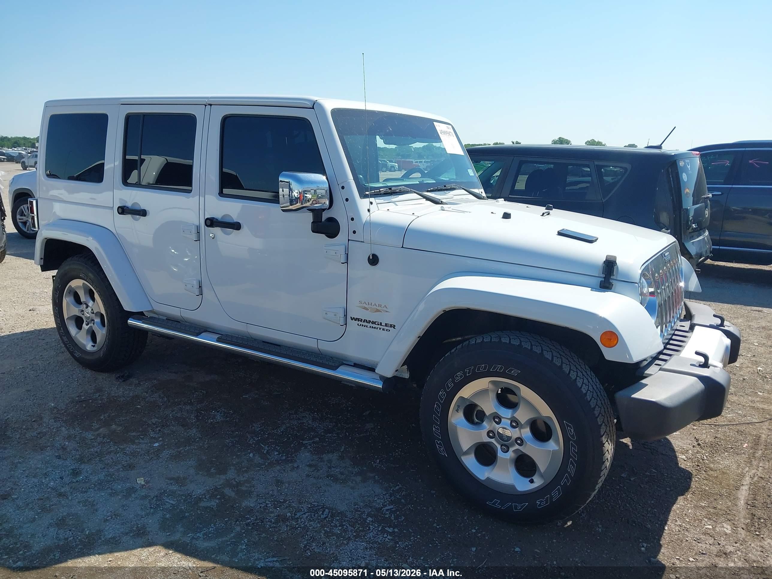 2014 Jeep Wrangler Unlimited Sahara White vin: 1C4BJWEG0EL164790