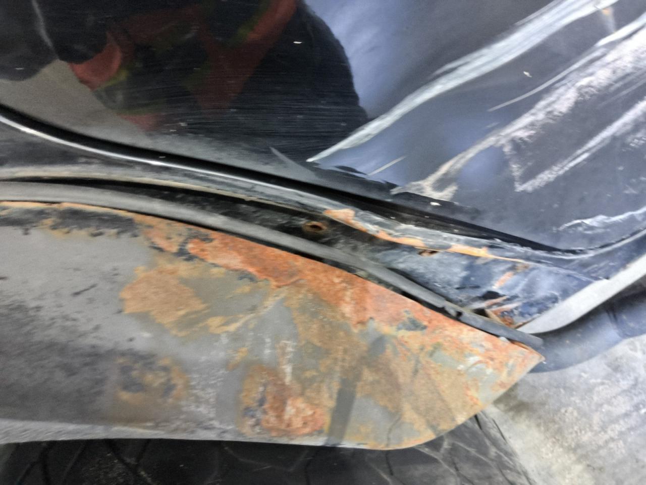 2014 Jeep Wrangler Unlimited Sahara Black vin: 1C4BJWEG0EL190211 Damage: Right Qtr Panel, Dent(S) W/ Paint Dmg, > 12 Inches