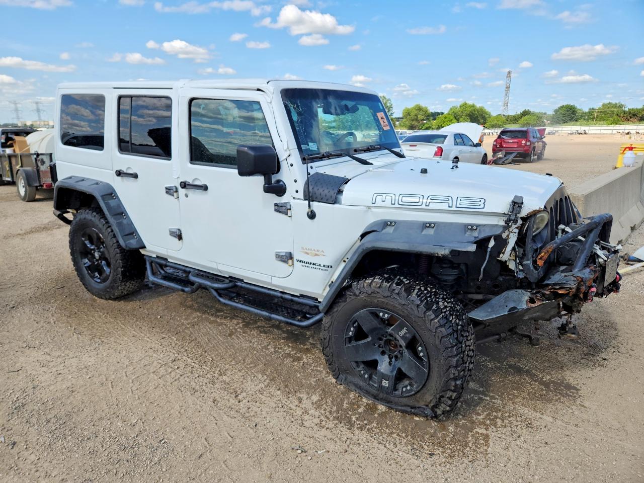 2015 Jeep Wrangler Unlimited Sahara White vin: 1C4BJWEG0FL514470