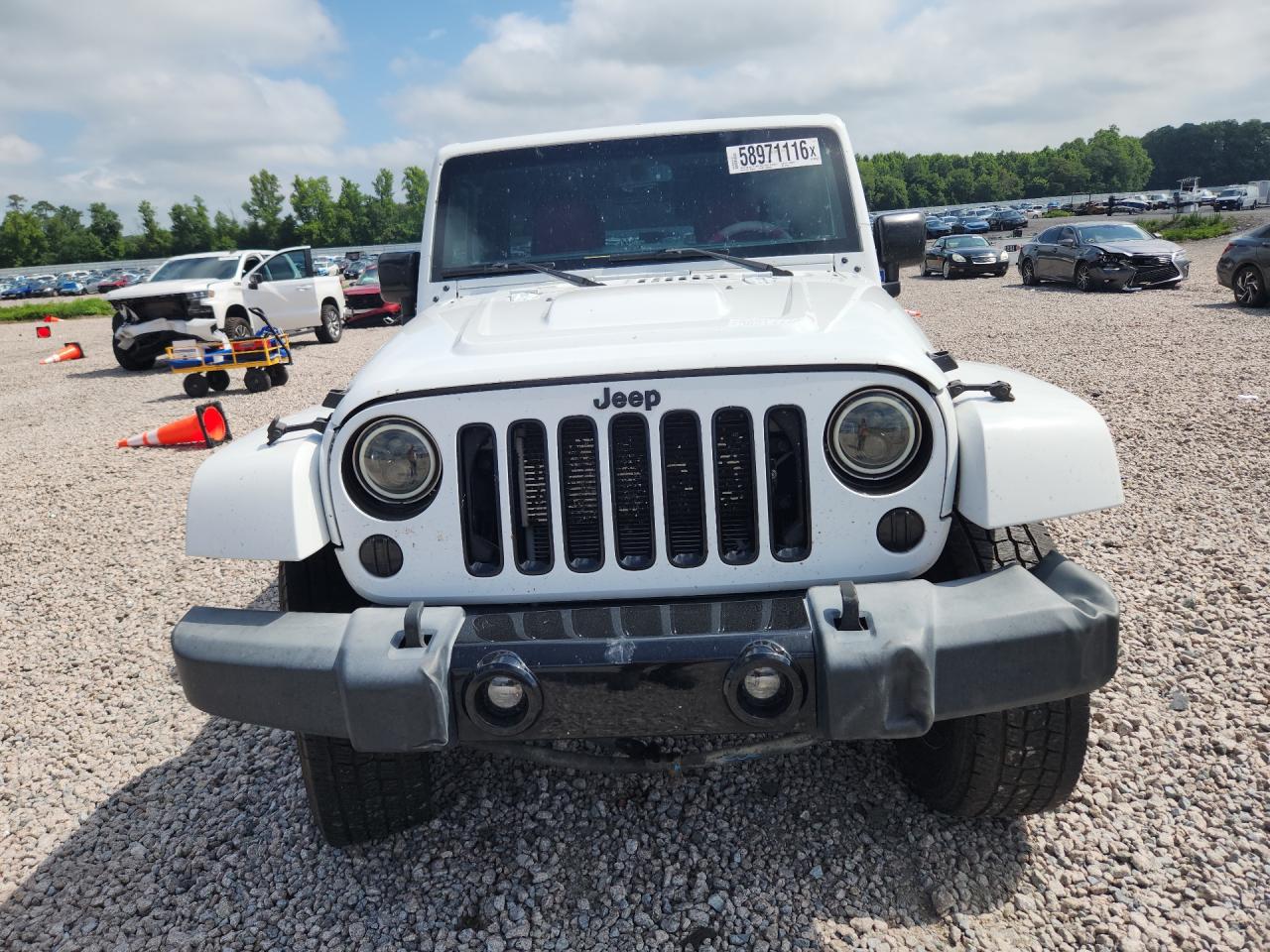 2015 Jeep Wrangler Unlimited Sahara White vin: 1C4BJWEG0FL680729