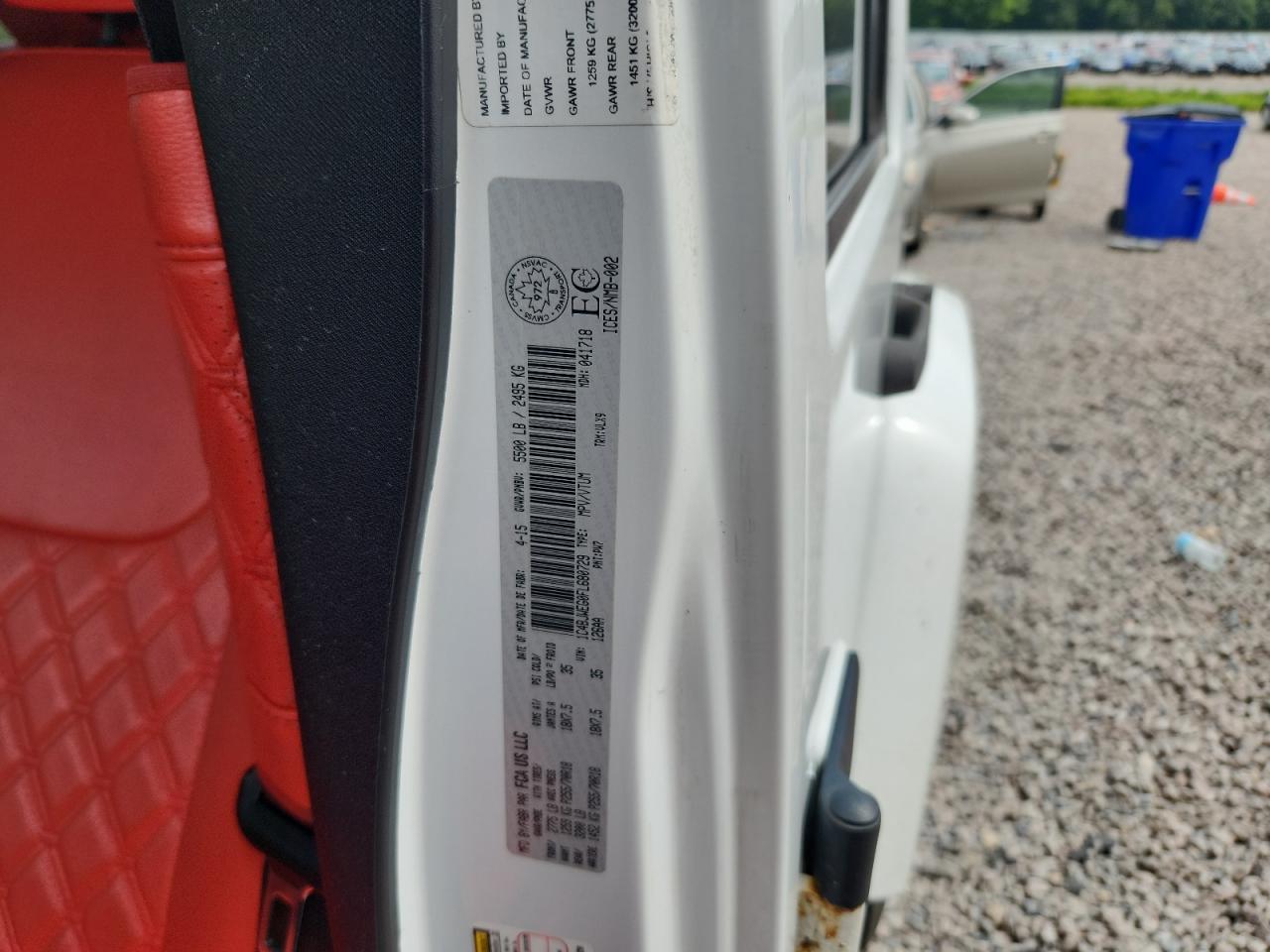 2015 Jeep Wrangler Unlimited Sahara White vin: 1C4BJWEG0FL680729