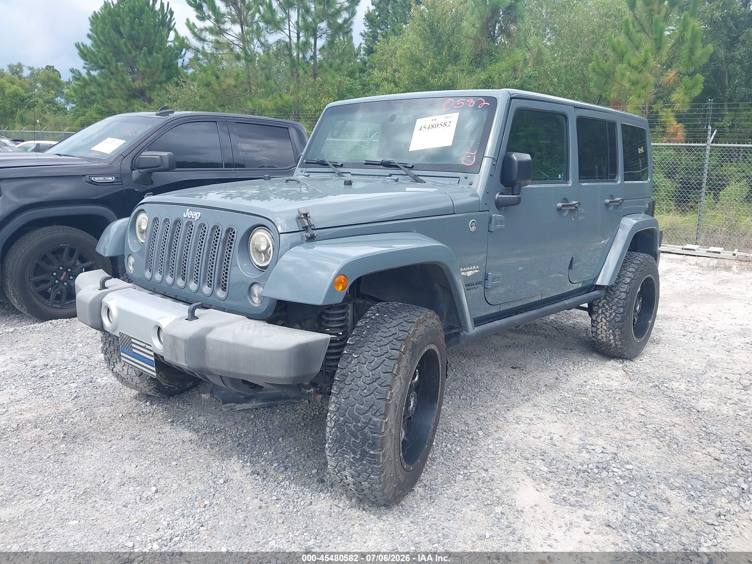 2015 Jeep Wrangler Unlimited Sahara Gray vin: 1C4BJWEG0FL704222