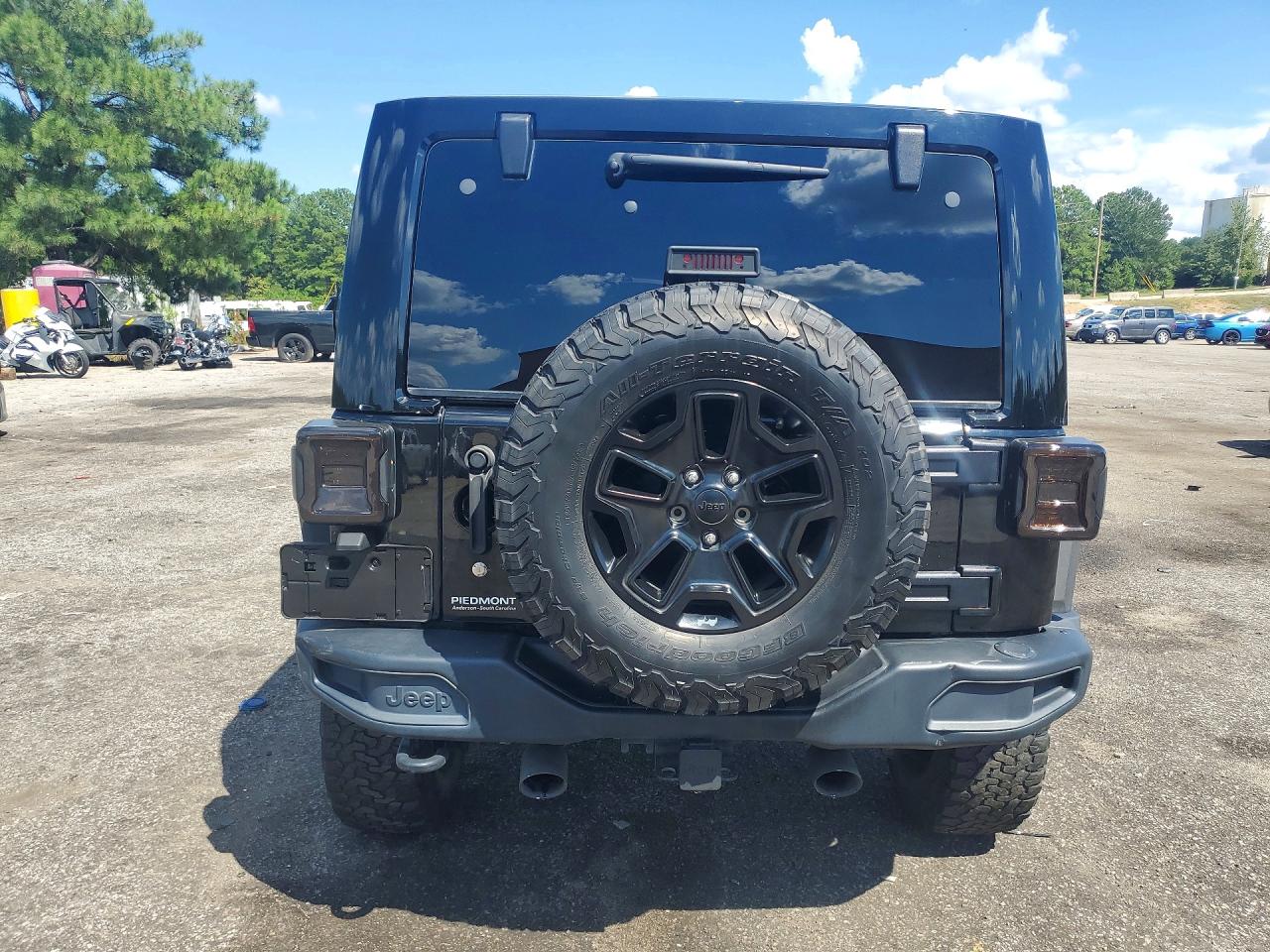2012 Jeep Wrangler Unlimited Sahara Черный vin: 1C4BJWEG1CL190165