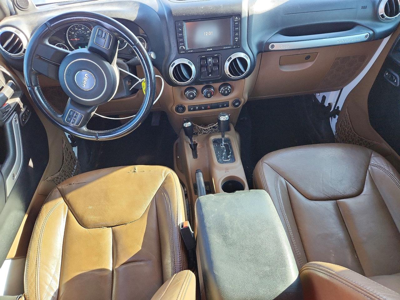 2013 Jeep Wrangler Unlimited Sahara White vin: 1C4BJWEG1DL550164