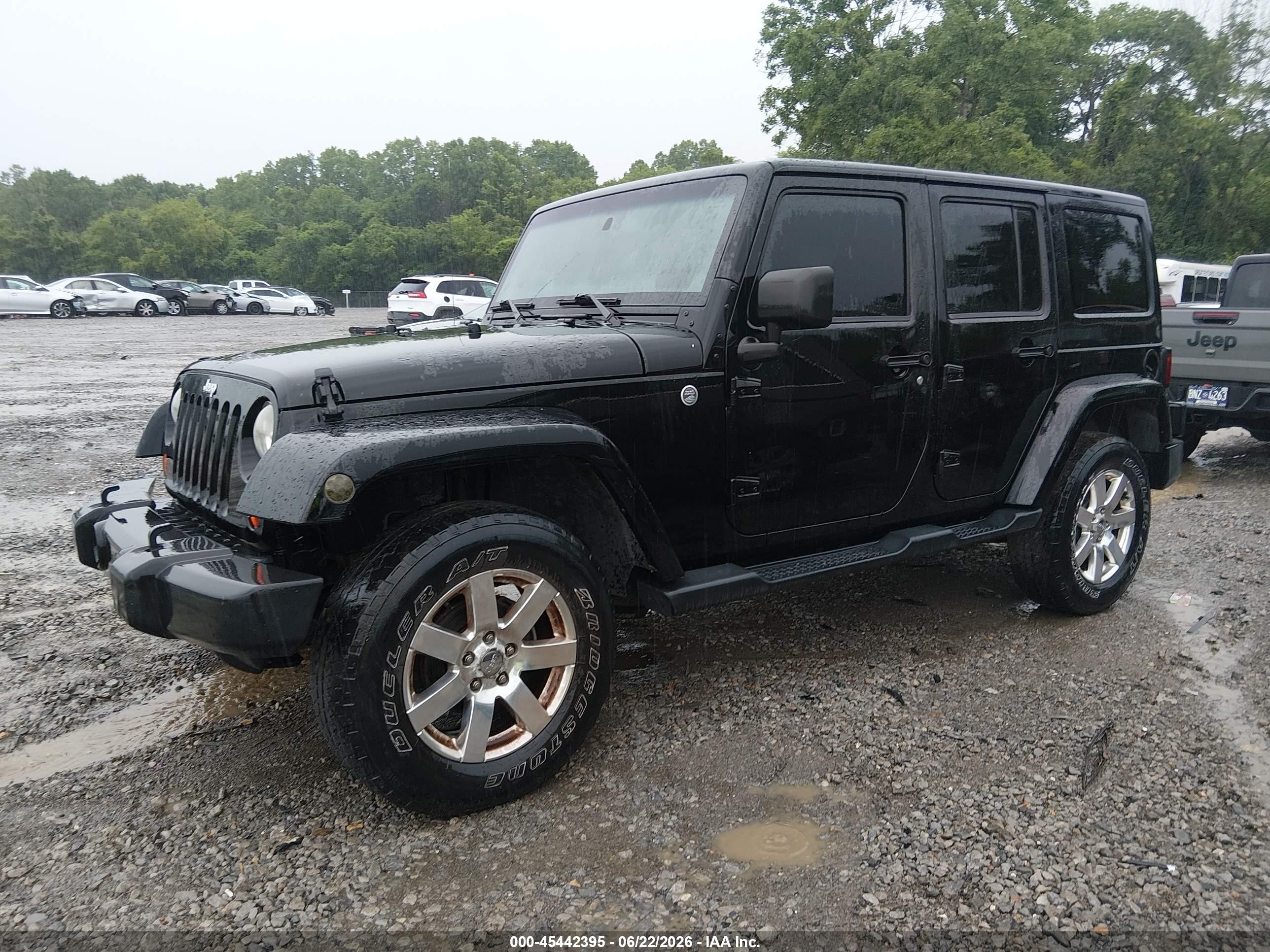 2013 Jeep Wrangler Unlimited Sahara Black vin: 1C4BJWEG1DL624957