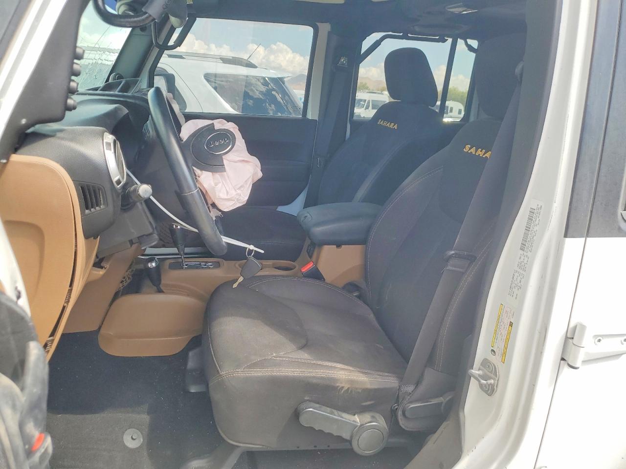 2014 Jeep Wrangler White vin: 1C4BJWEG1EL203323